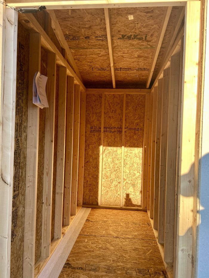 10X24 Horse Shed (6)