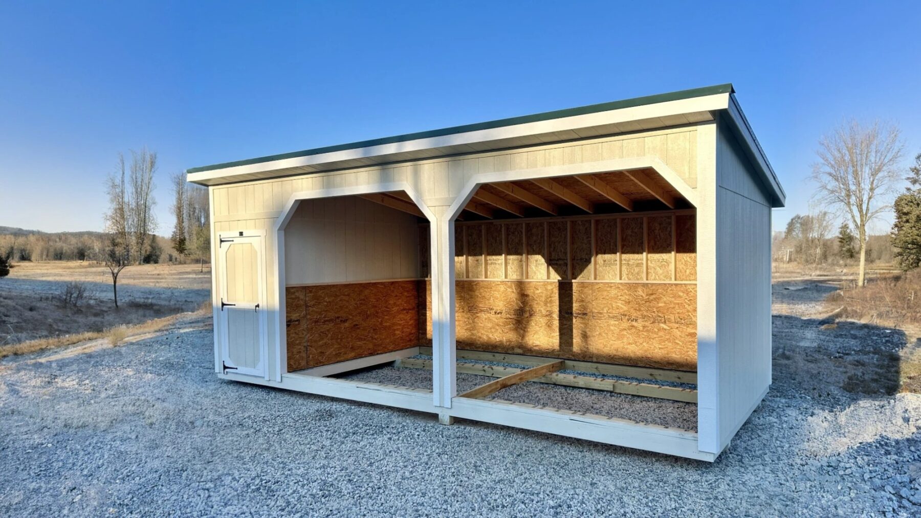 horse shelter hero