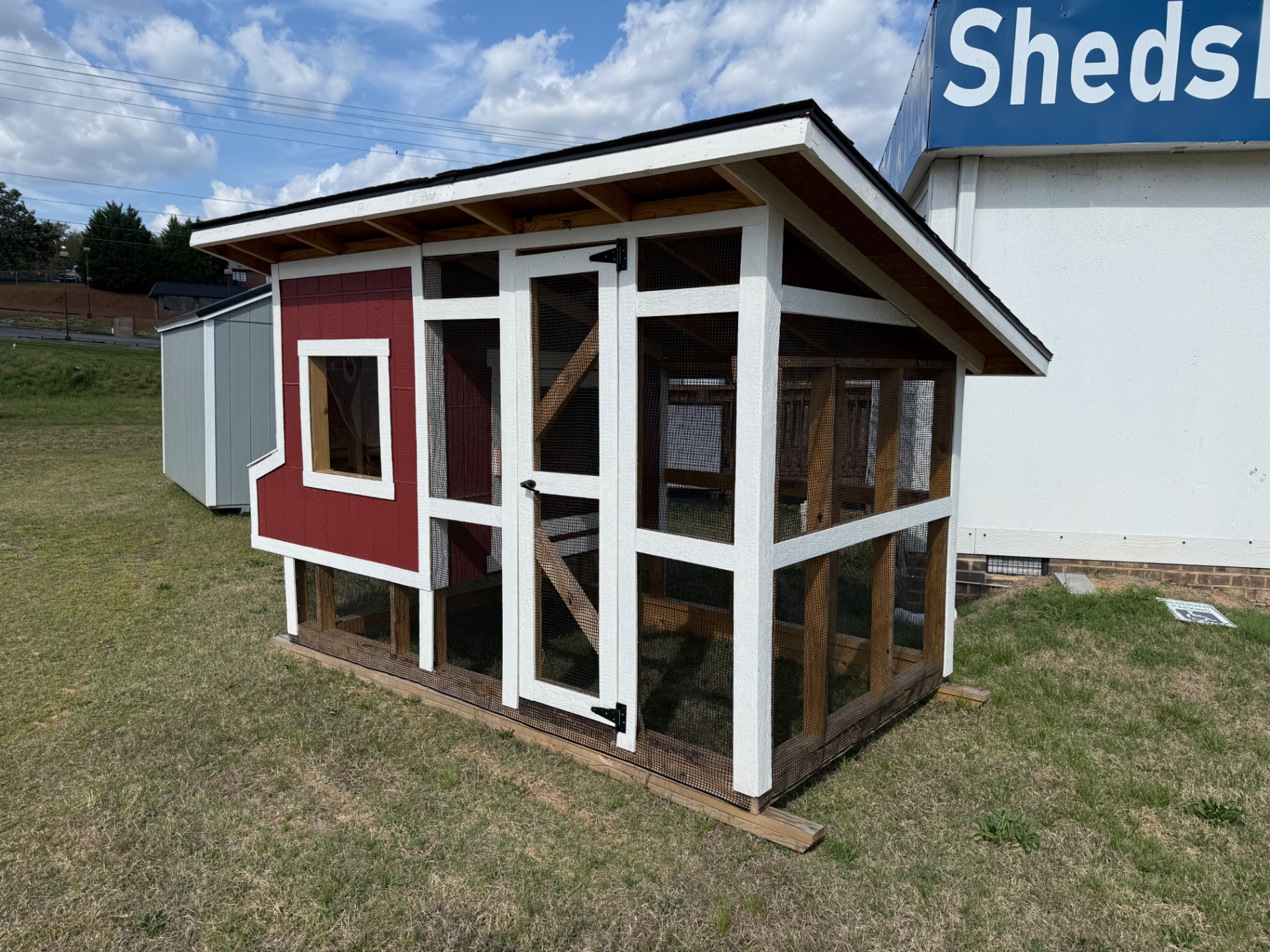 6×10 Chicken Coop With Run CLEARANCE