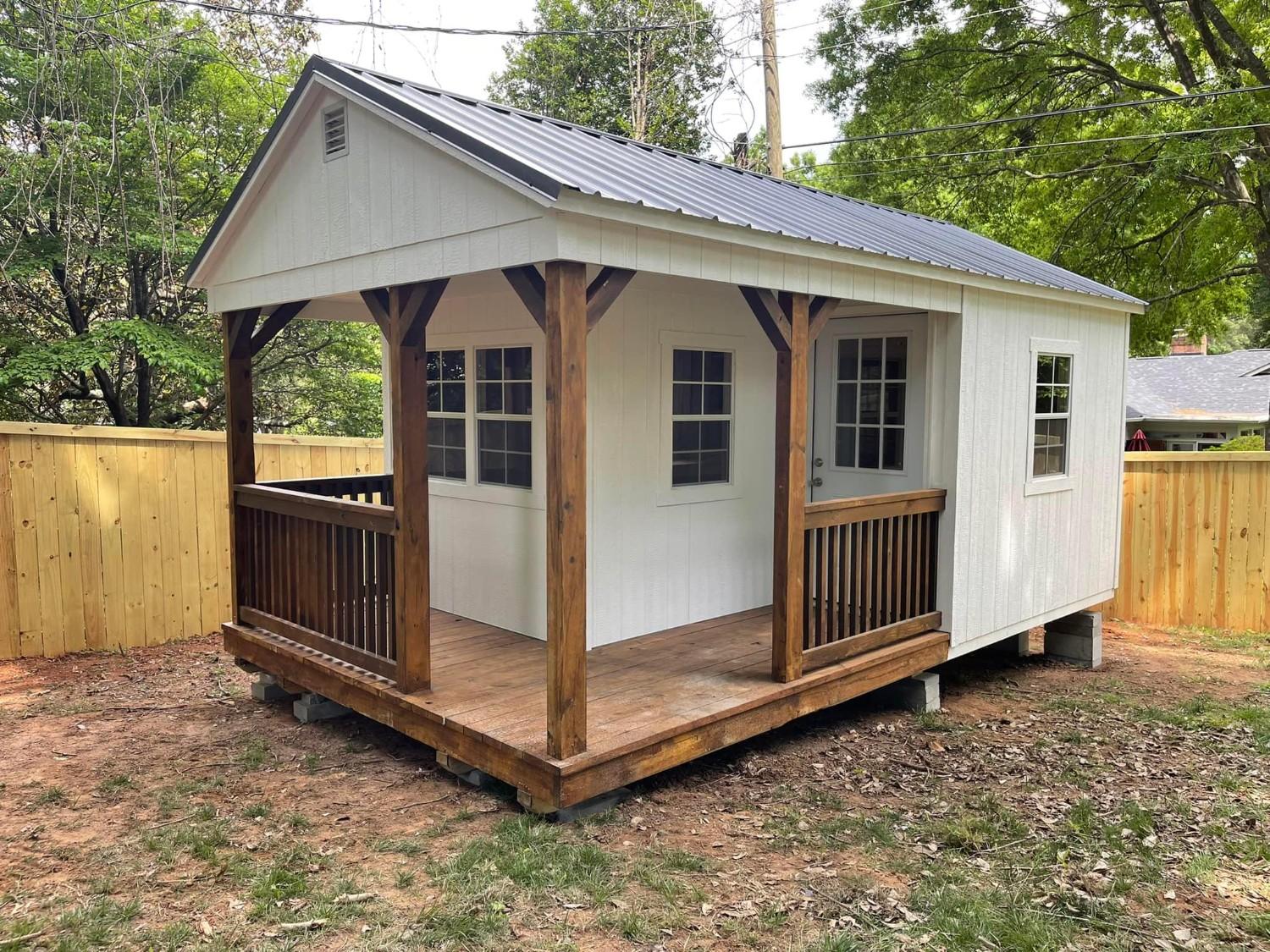 backyarddeluxecabin