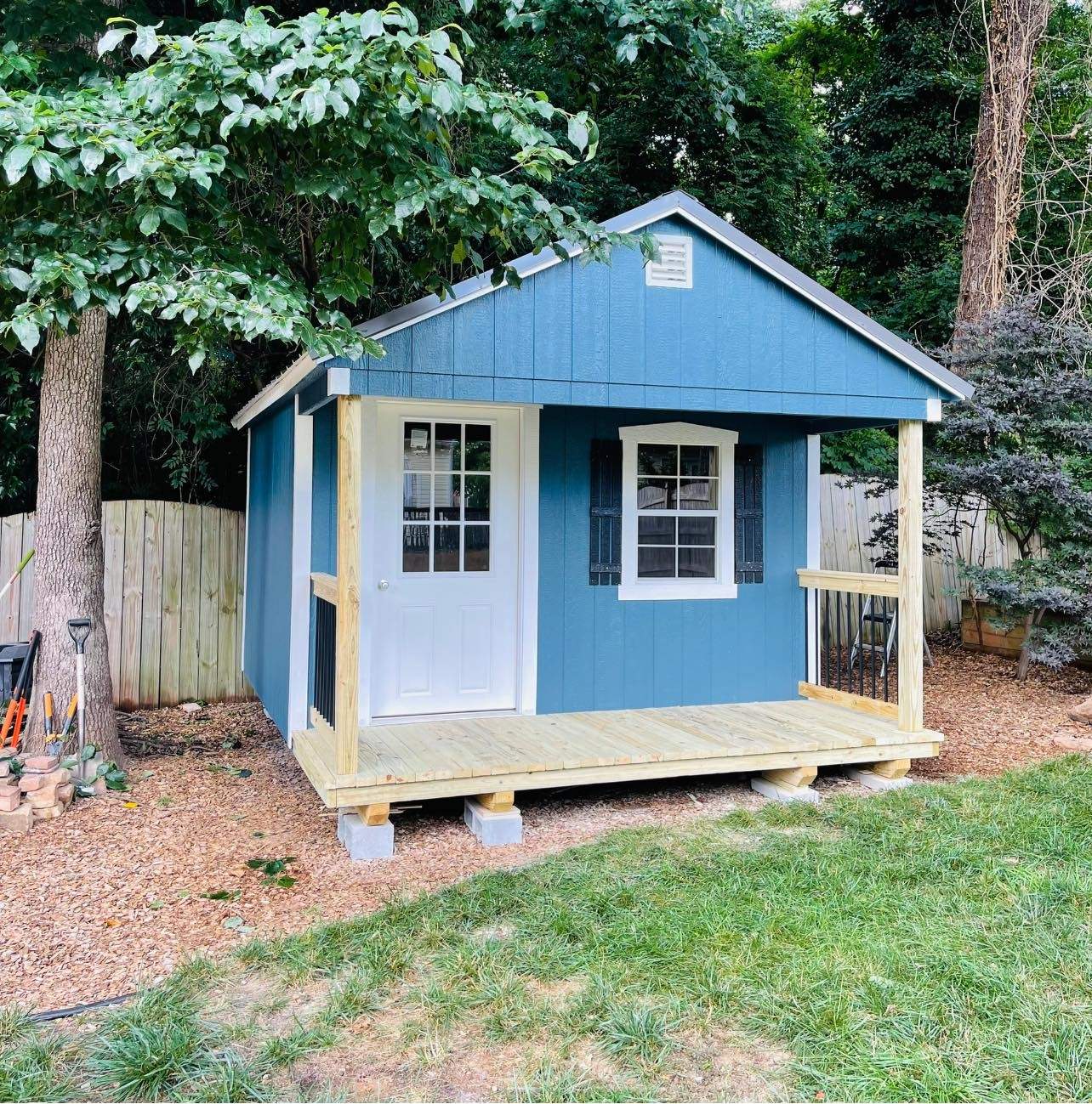 cutecabinshedbackyard