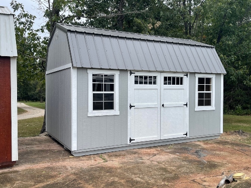 Side Lofted Barn