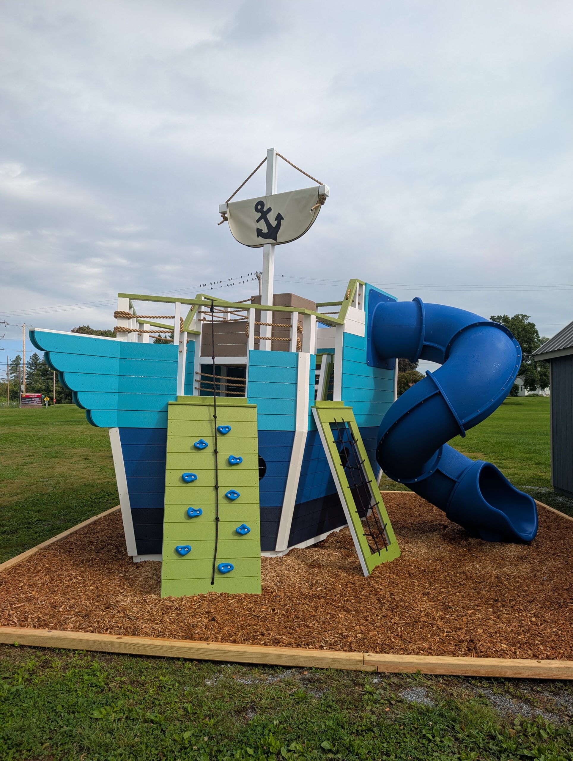 PLAYSET – Poly Voyager Ship