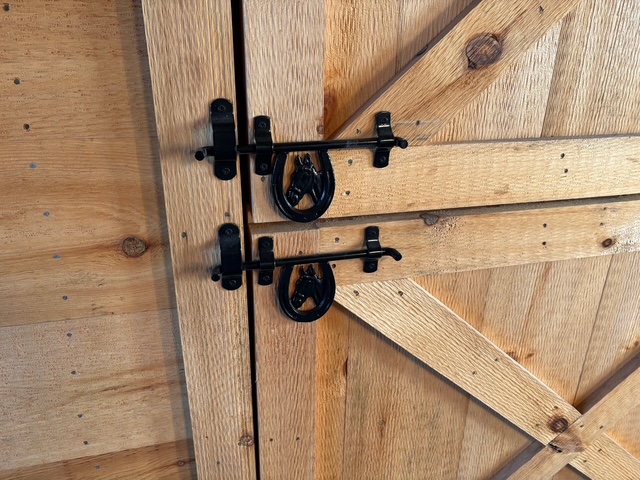 Monitor (15)
