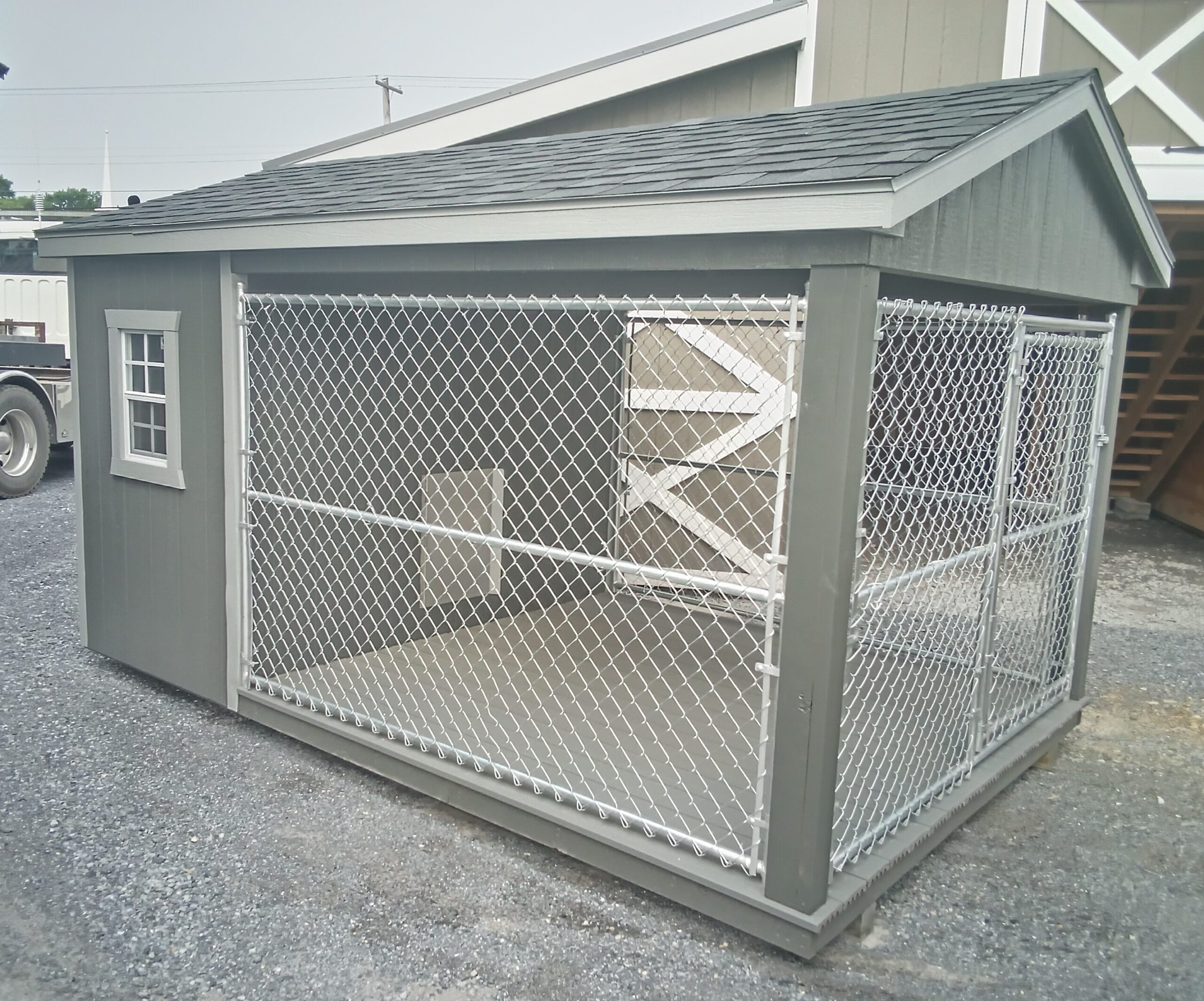 FR25036 8x12x6 Dog Kennel