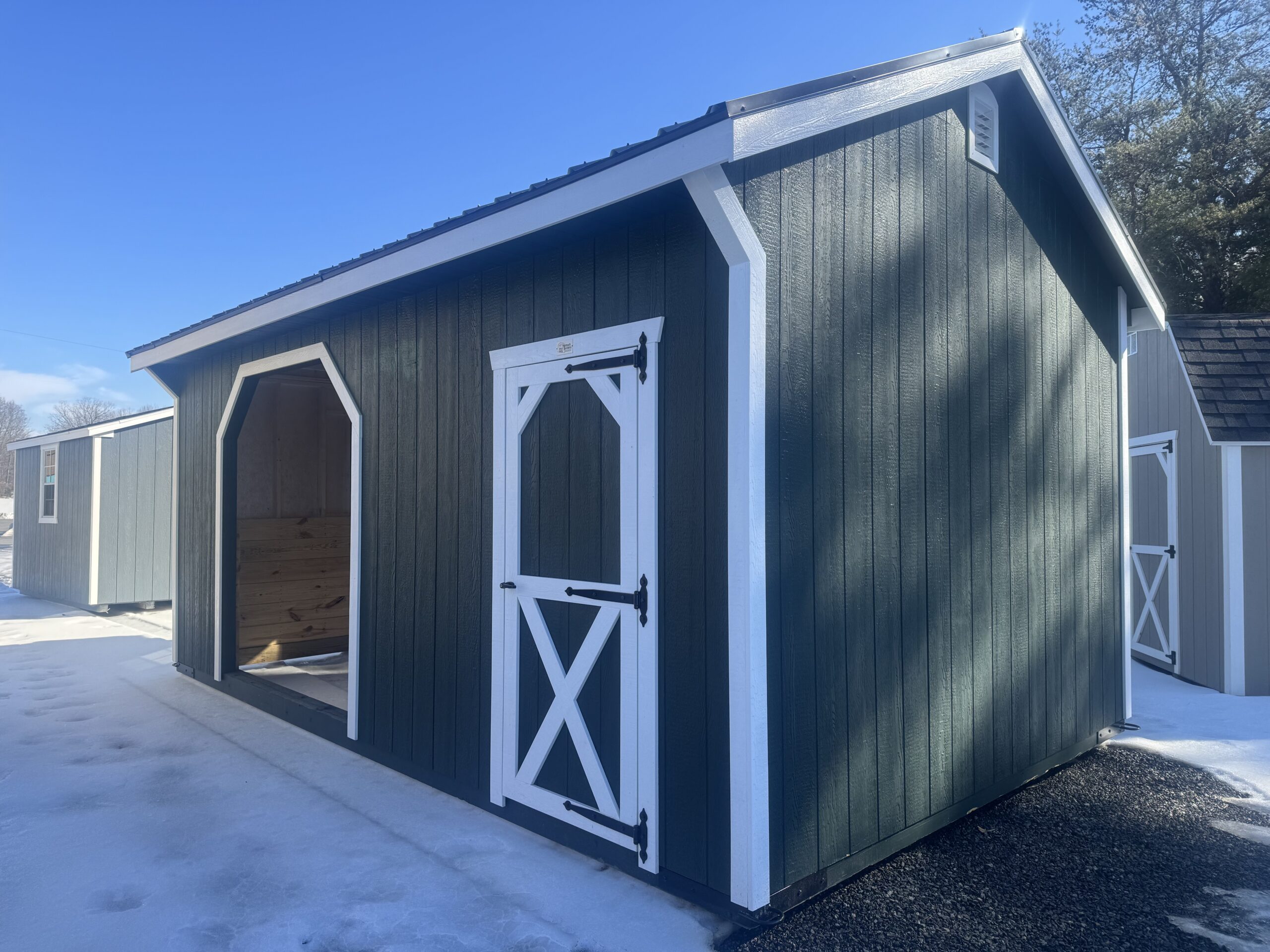 RV25109 12x20x8 Horse Run-In