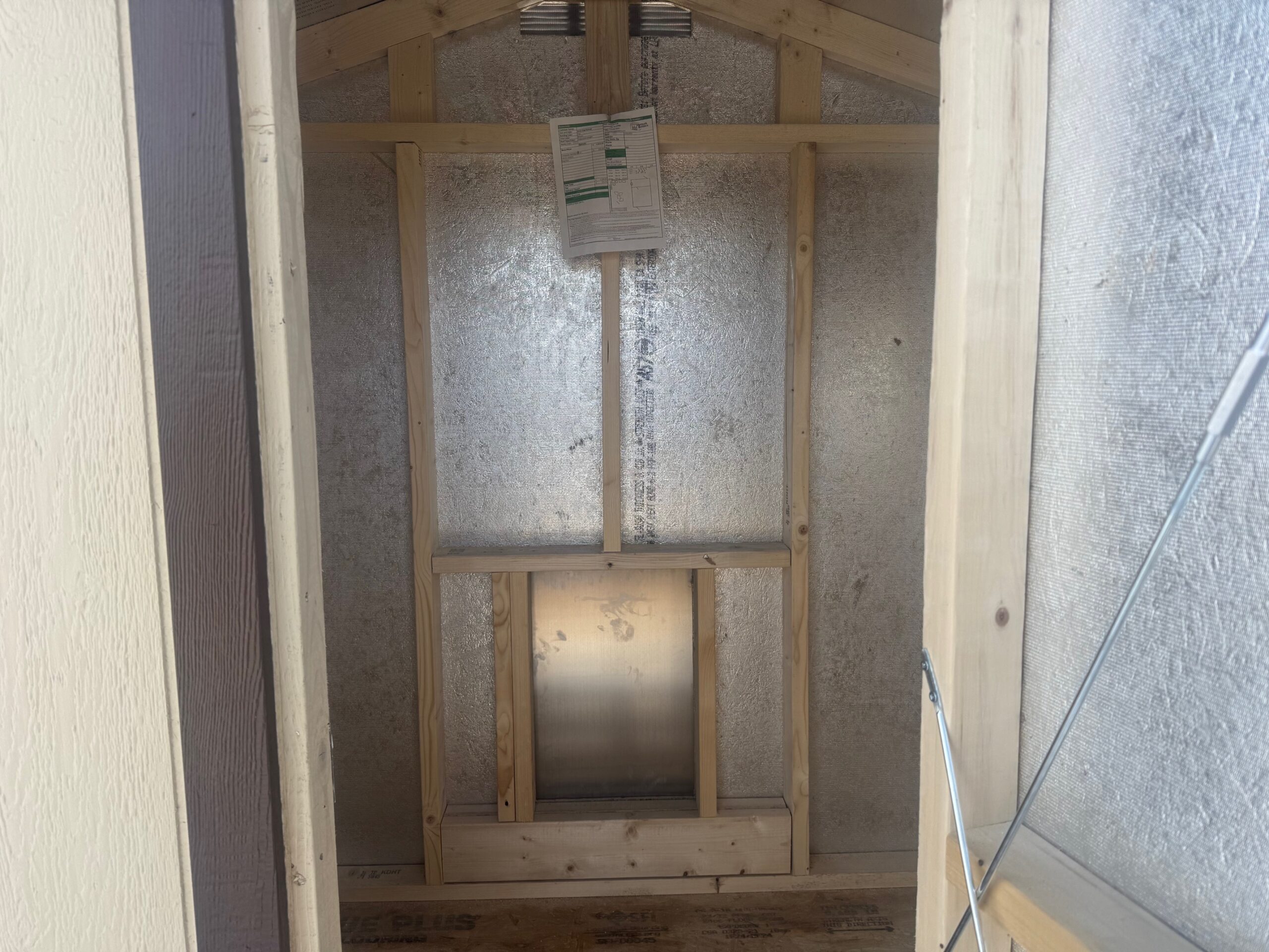 RV25103 6x12 Dog Kennel