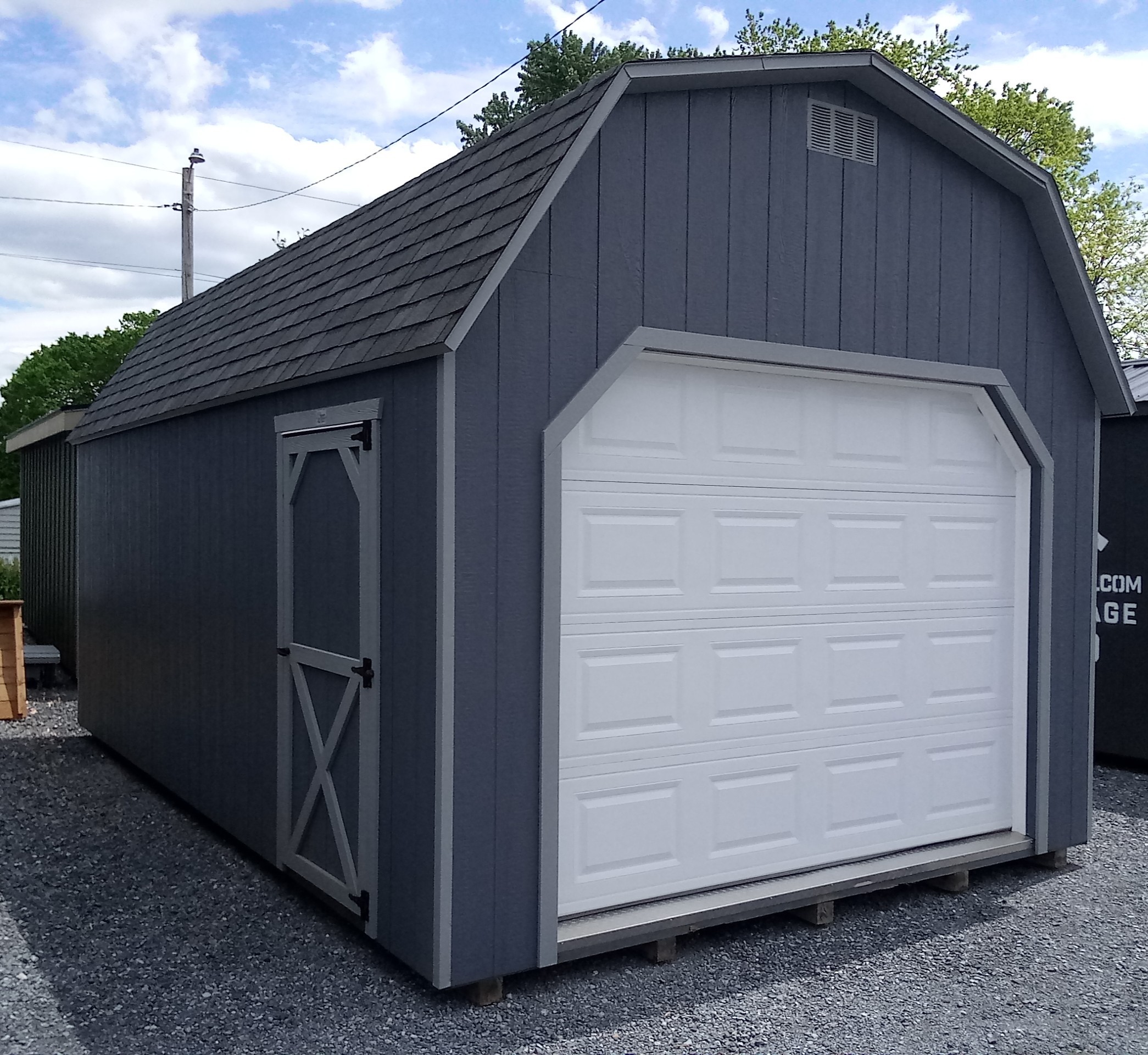 FR25088 12x20x7 Classic Barn
