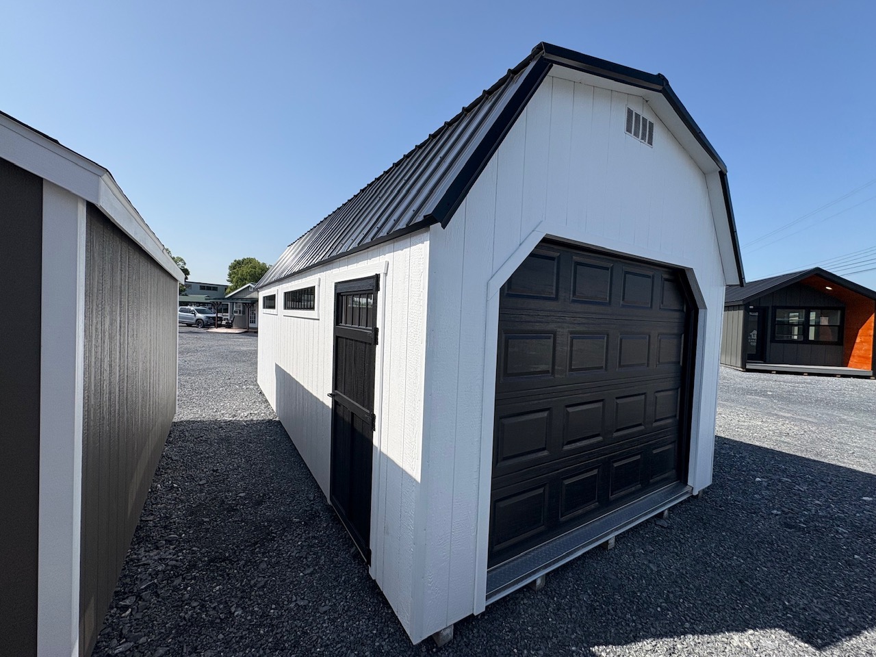 HB26007 12x24x7 Classic Barn Garage