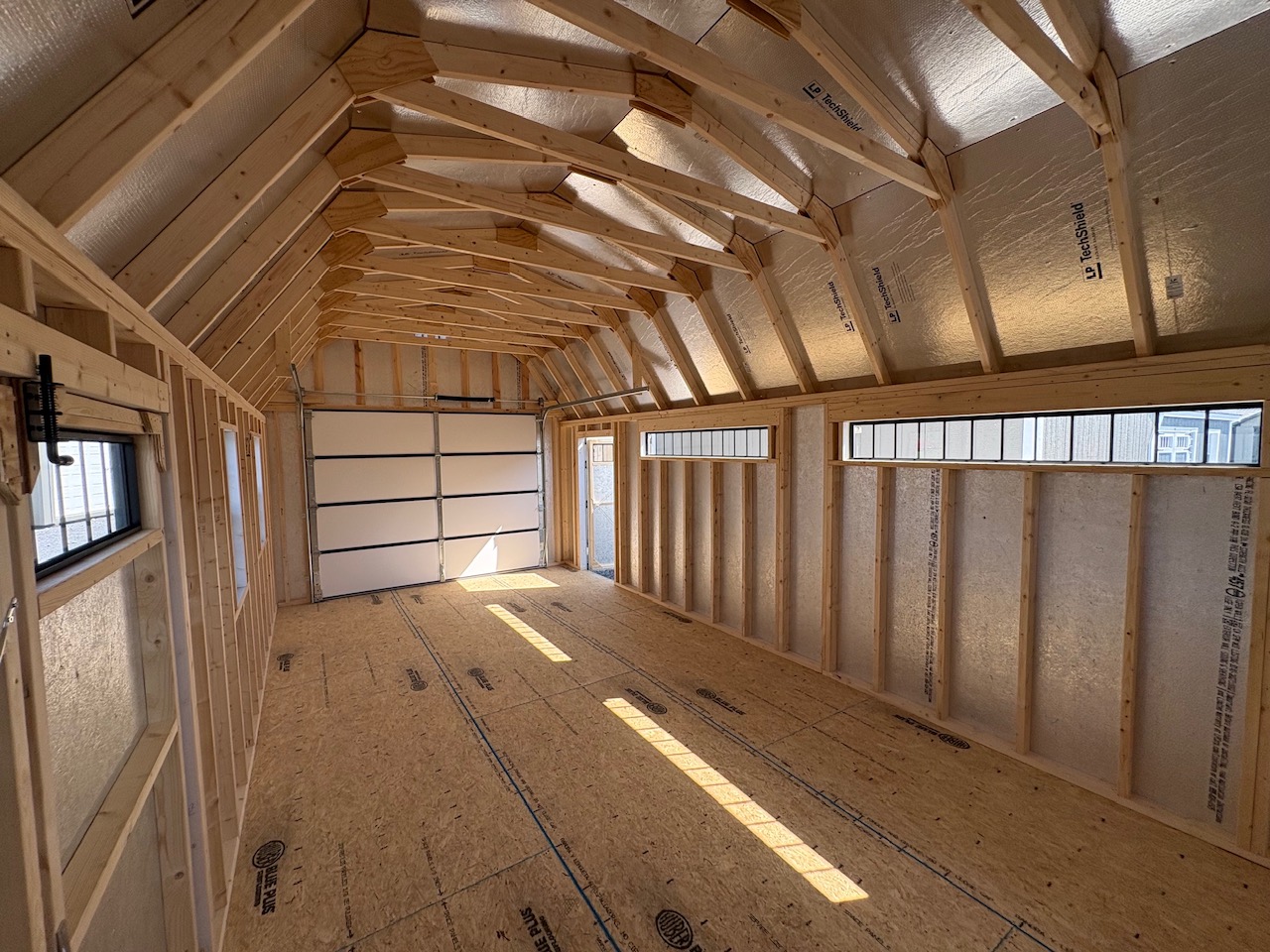 HB26007 12x24x7 Classic Barn Garage