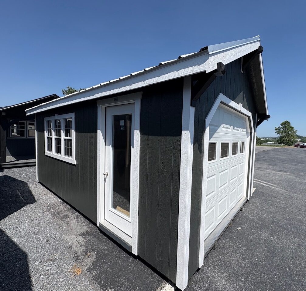HB26014 12x20x8 Windsor Craftsman Garage