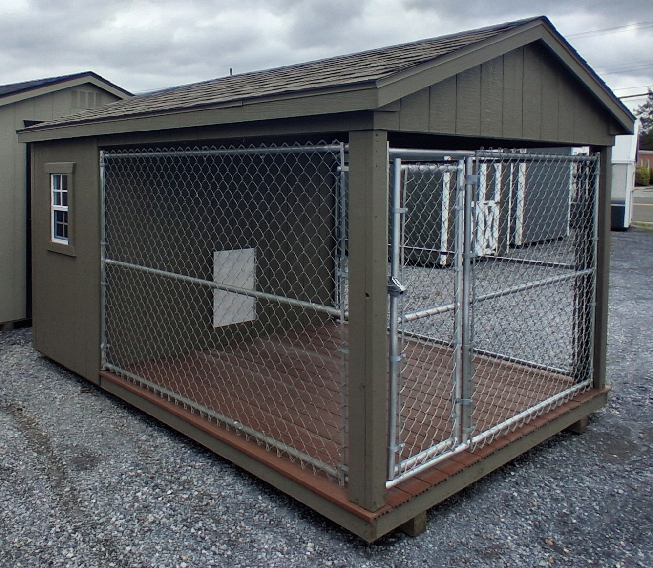 FR26026 8x12x6 Dog Kennel