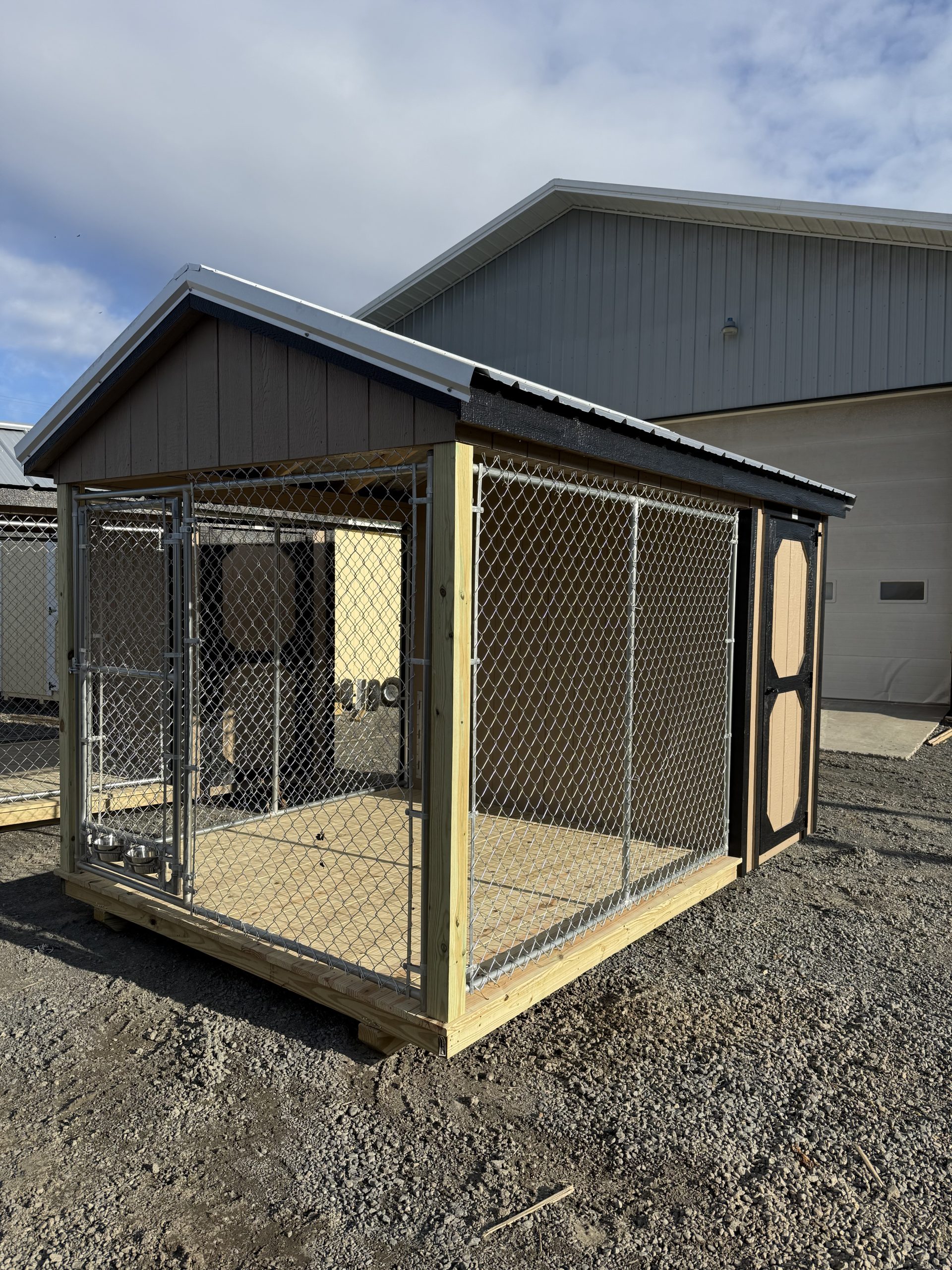 8×12 Single Kennel