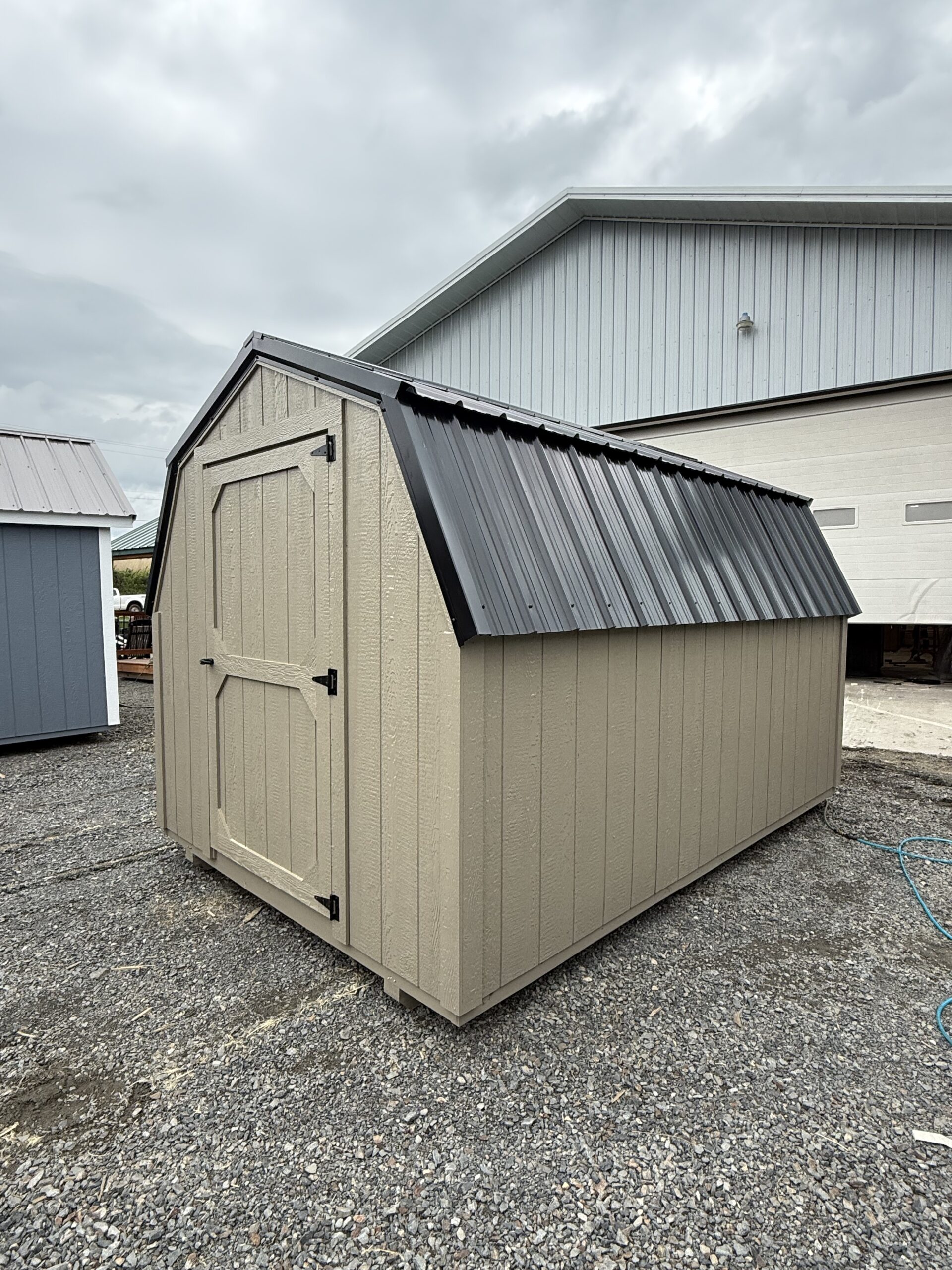 8×12 Economy Barn