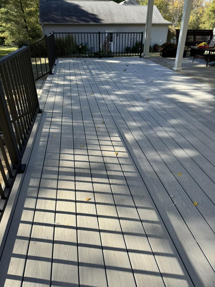 decks & fences (38)