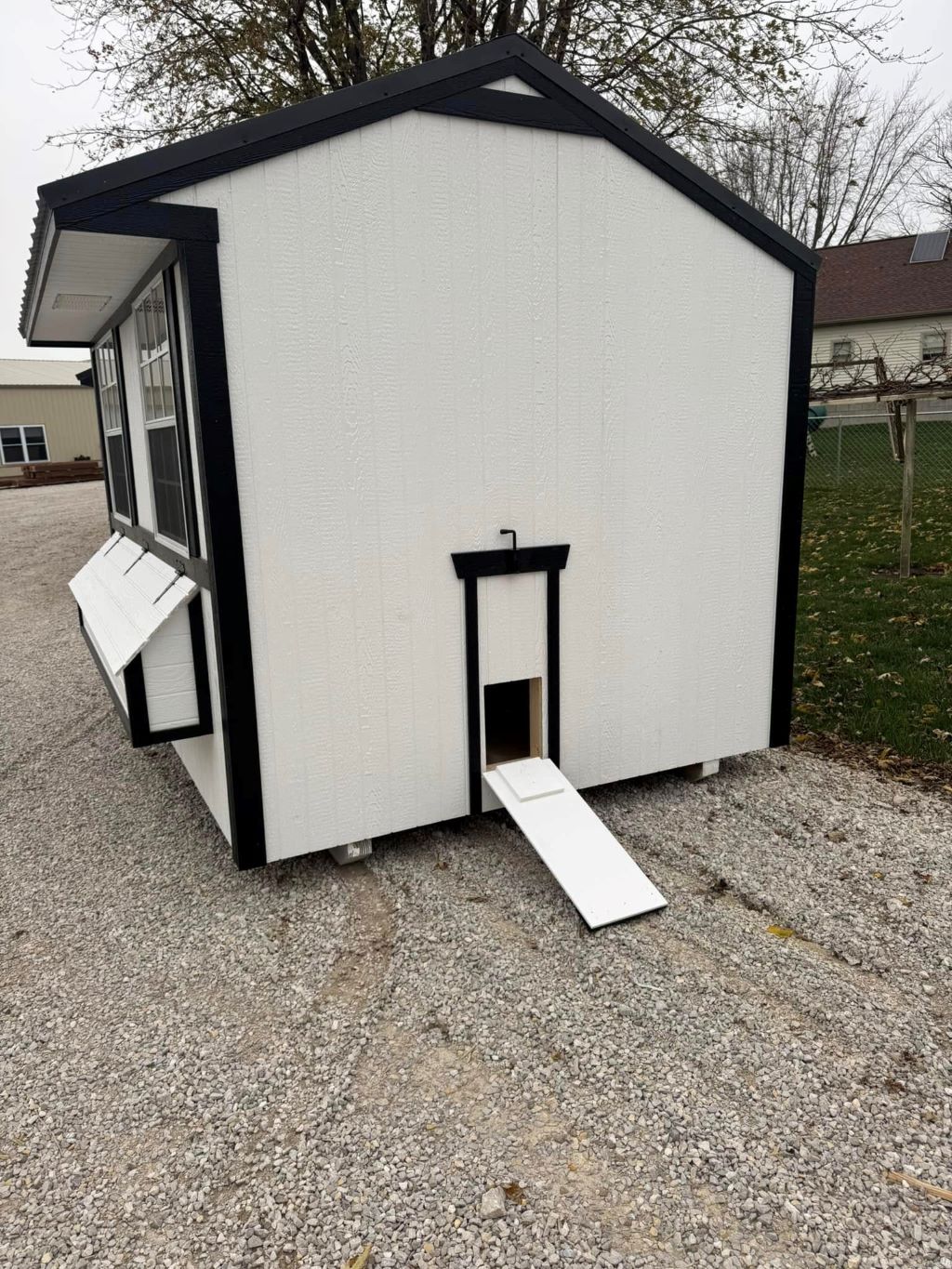 chicken coop (5)