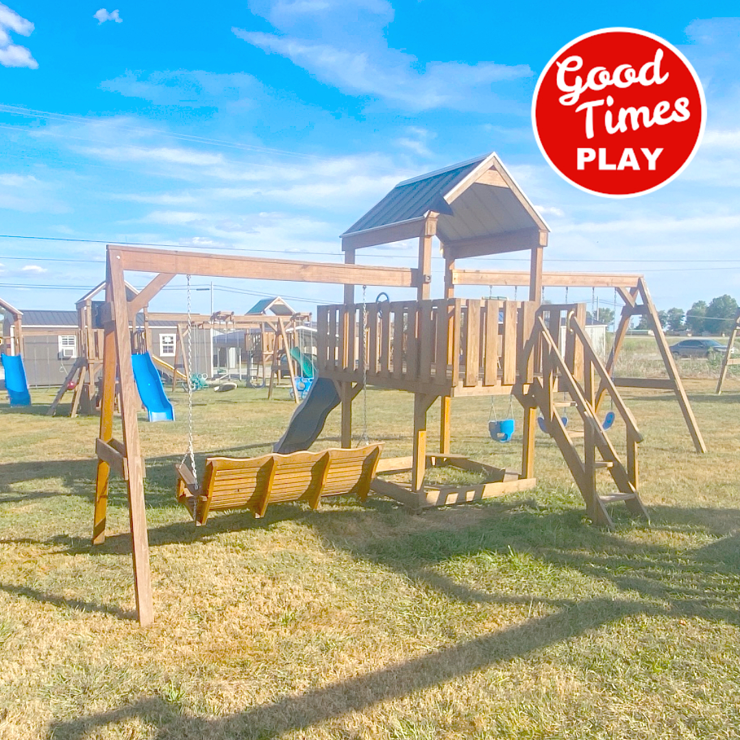 *SOLD*PRE-OWNED "Family Fun" 4ft Deck Height