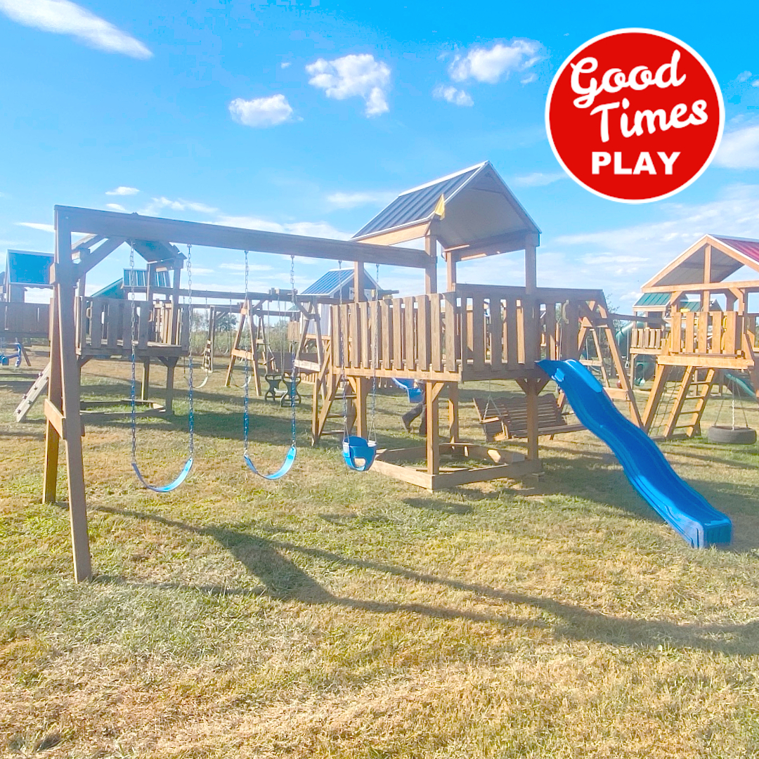 *SOLD*PRE-OWNED "Family Fun" 4ft Deck Height