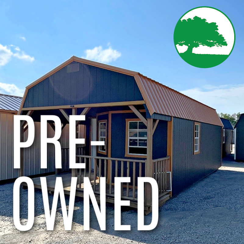PRE-OWNED 14′ x 28′ Painted “Deluxe Lofted Cabin”