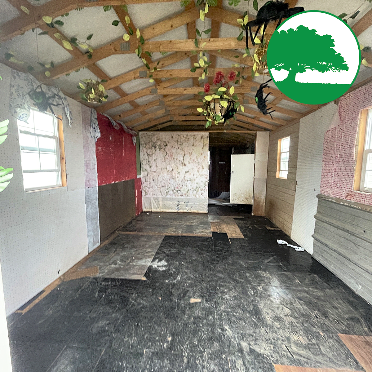 PRE-OWNED 12' x 28' Painted Utility / Cabin