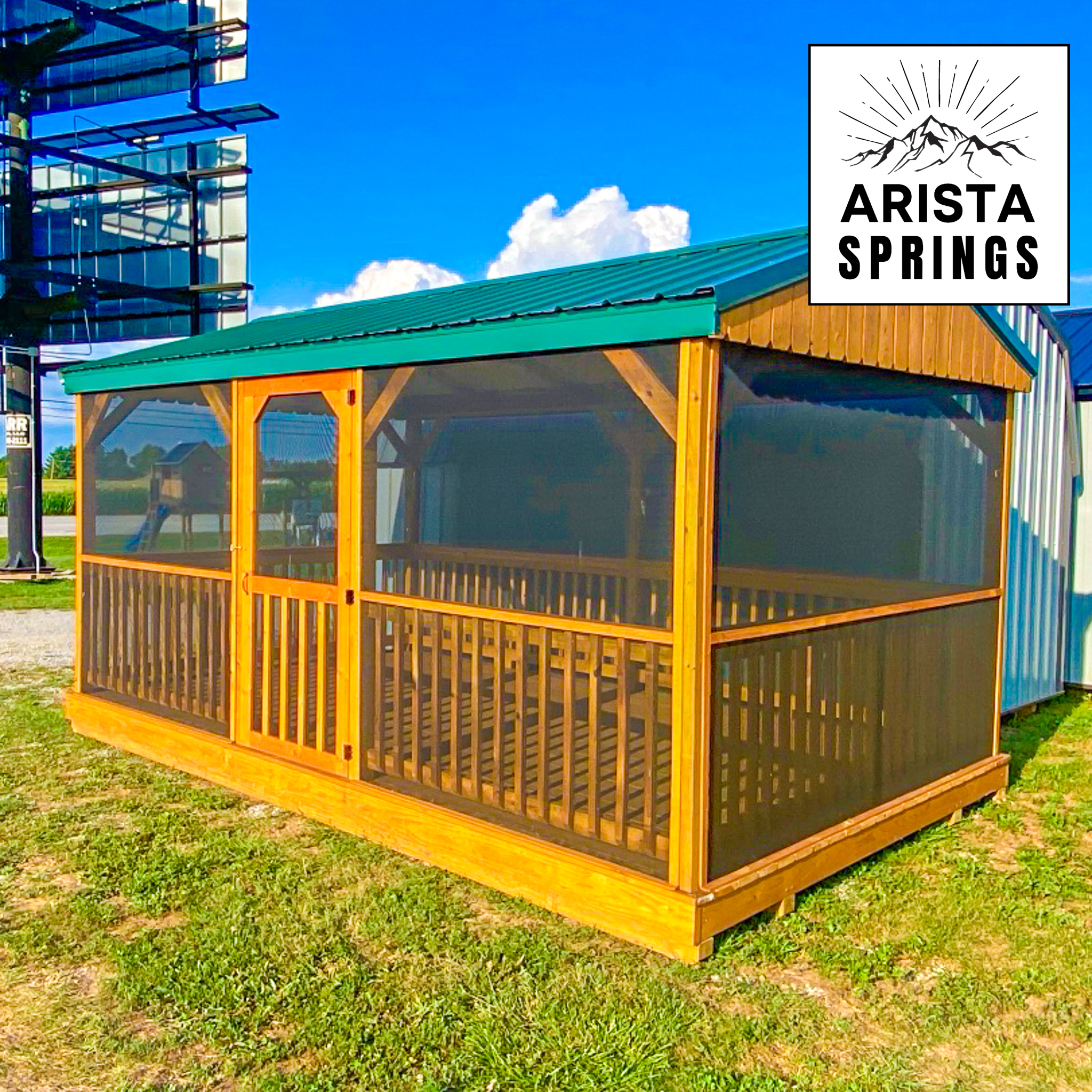 PRE-OWNED 10' x 16' Outdoor Oasis w/ Screen