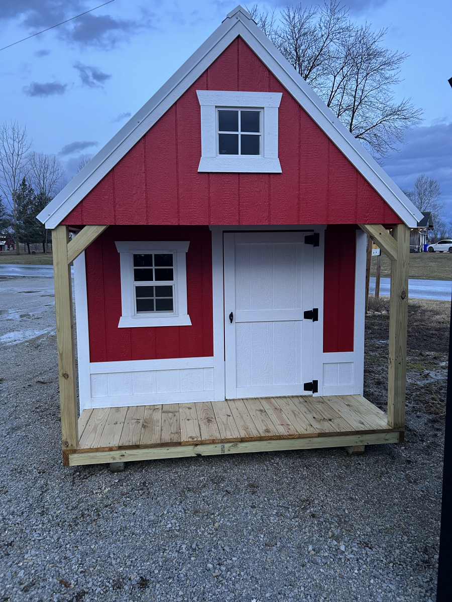 8×12 Playhouse