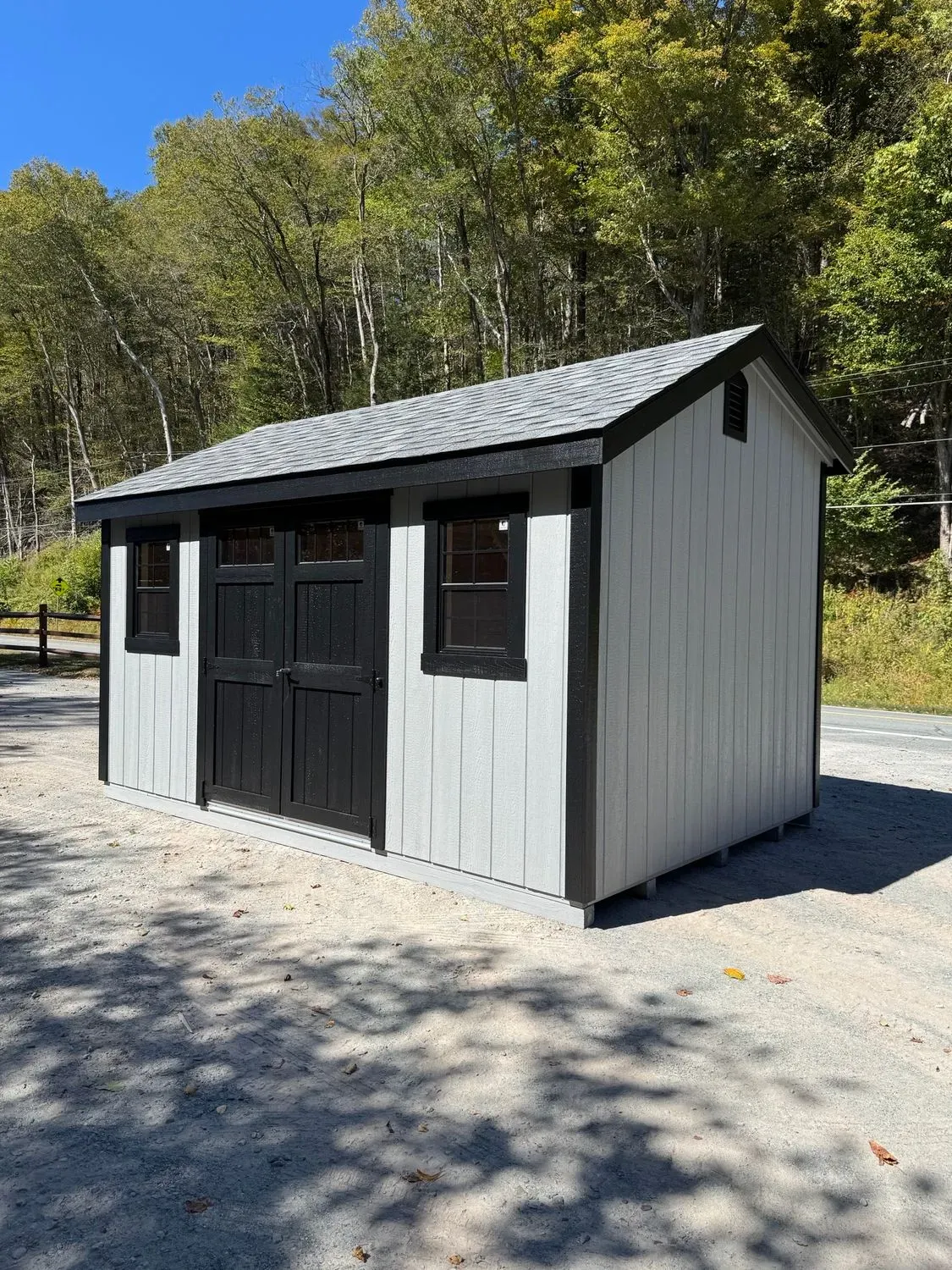 10′ x 14′ Monterey