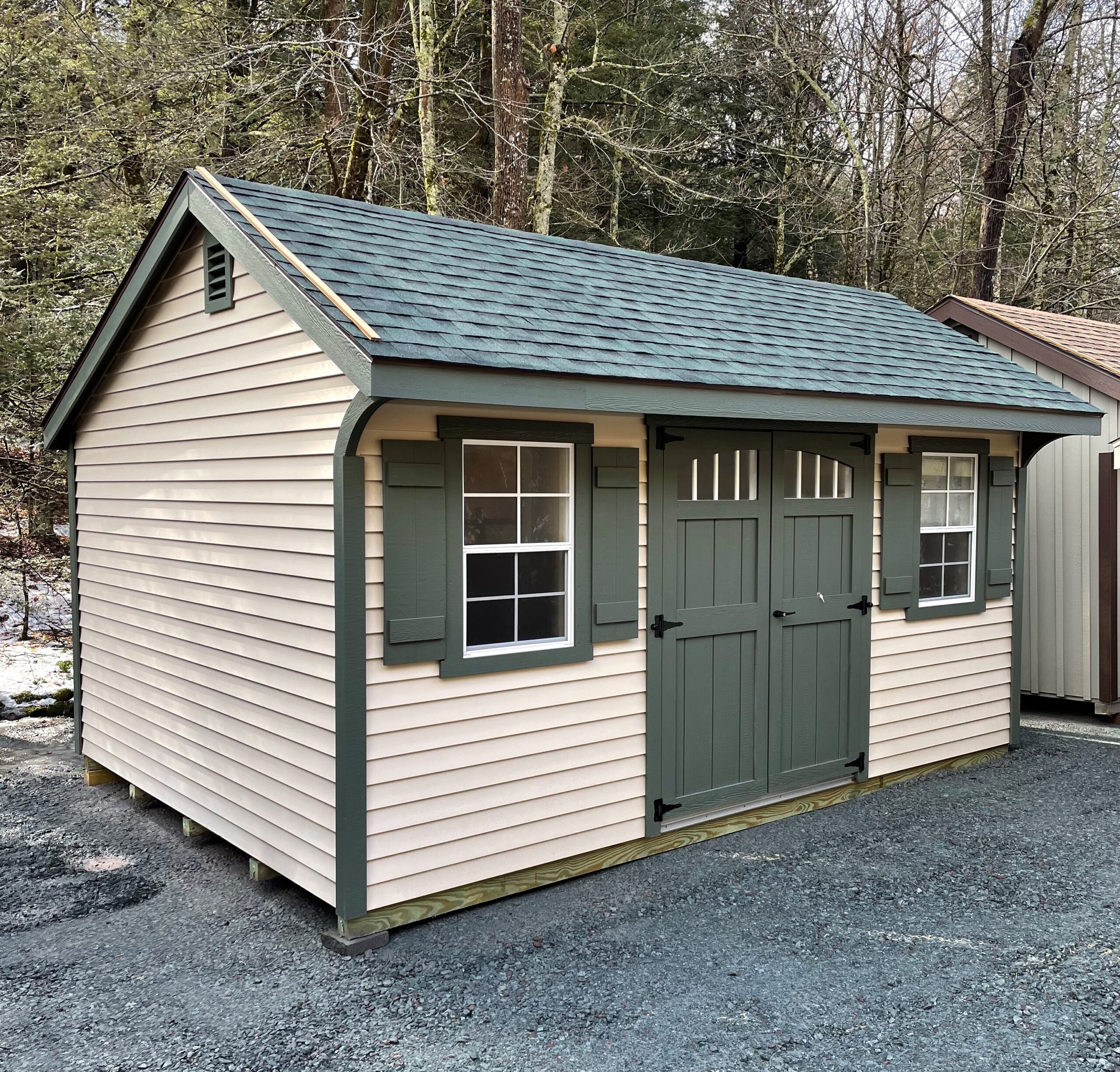 10' x 16' Patriot Quaker