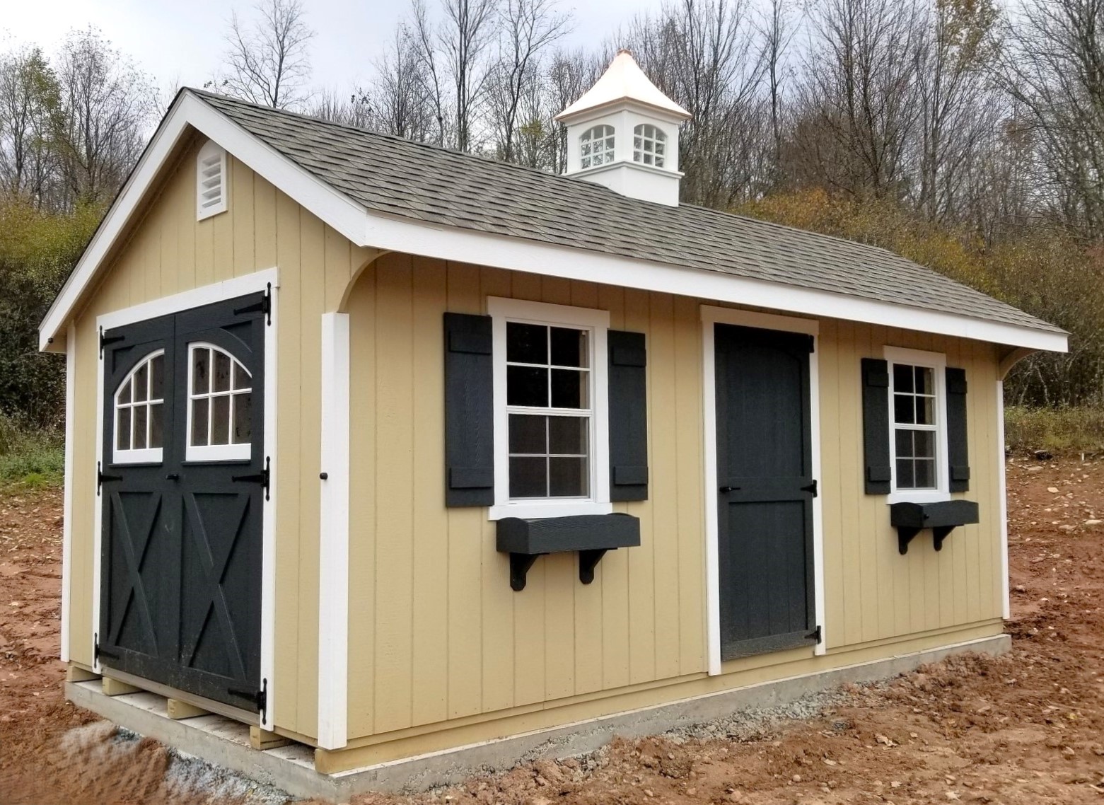 10' x 20' Patriot Quaker   Duratemp Siding