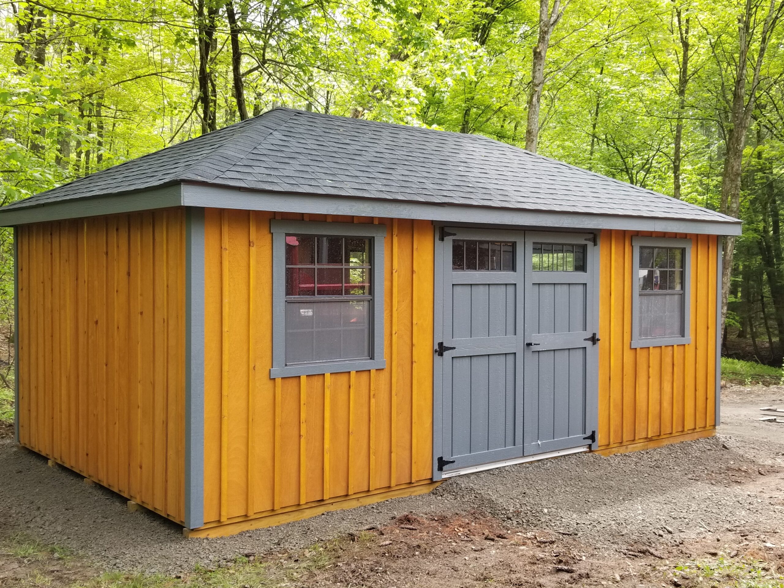 12_x20_ Hip Roof B&B