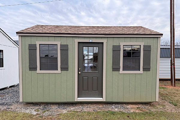 wood cottage keystone