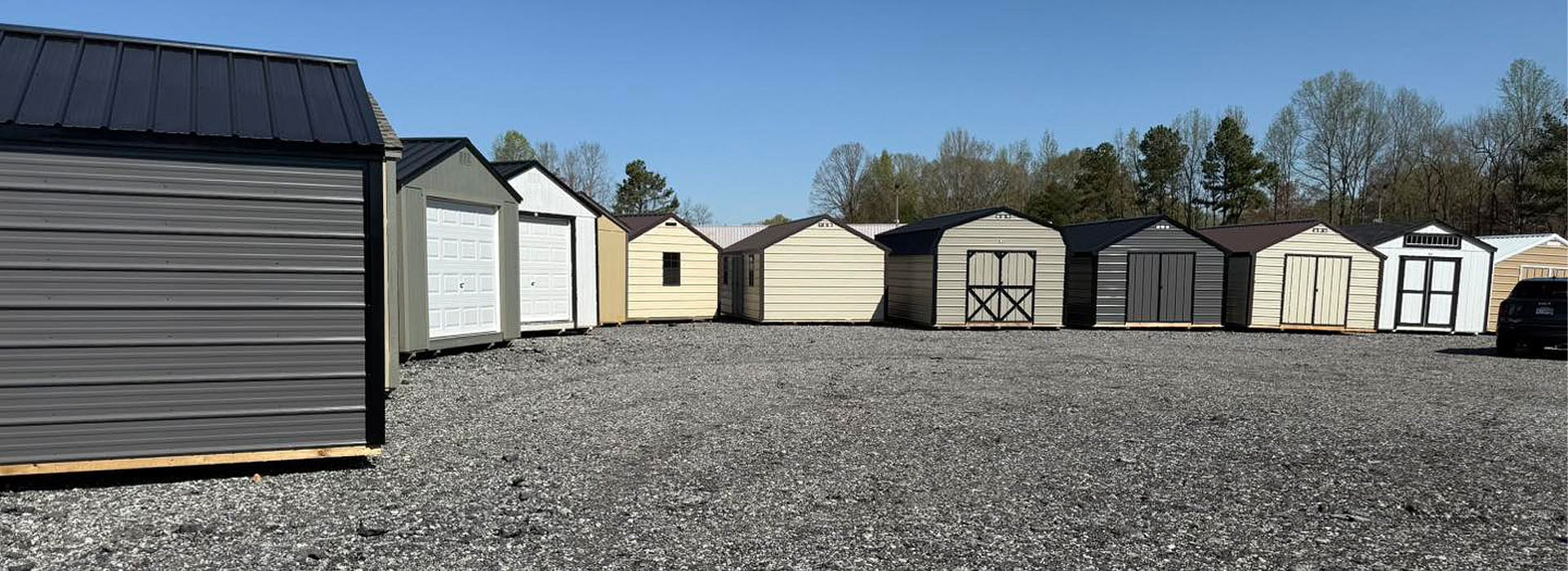 Various sheds on lot1