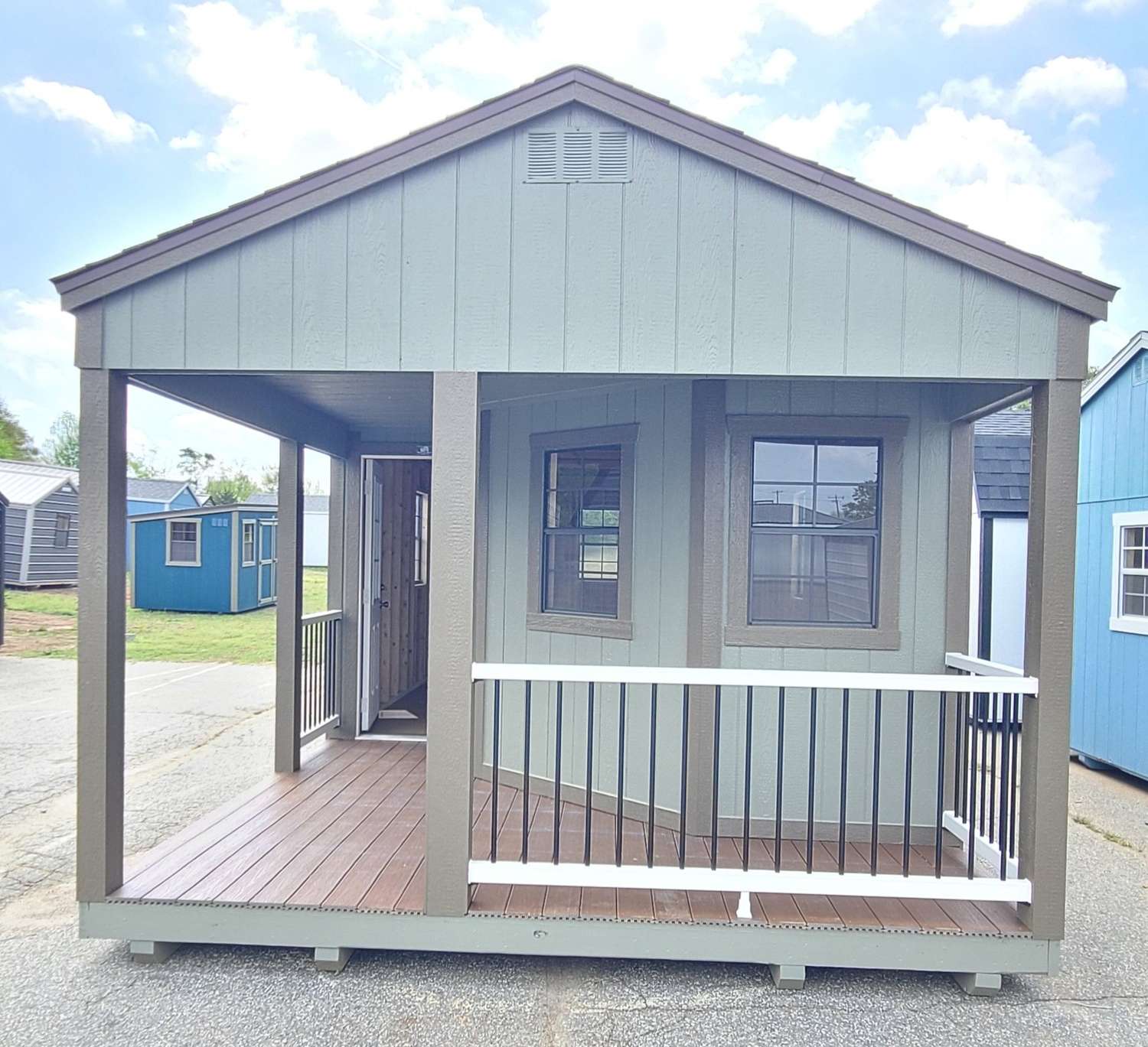 12×32 Left Cottage Deluxe Porch