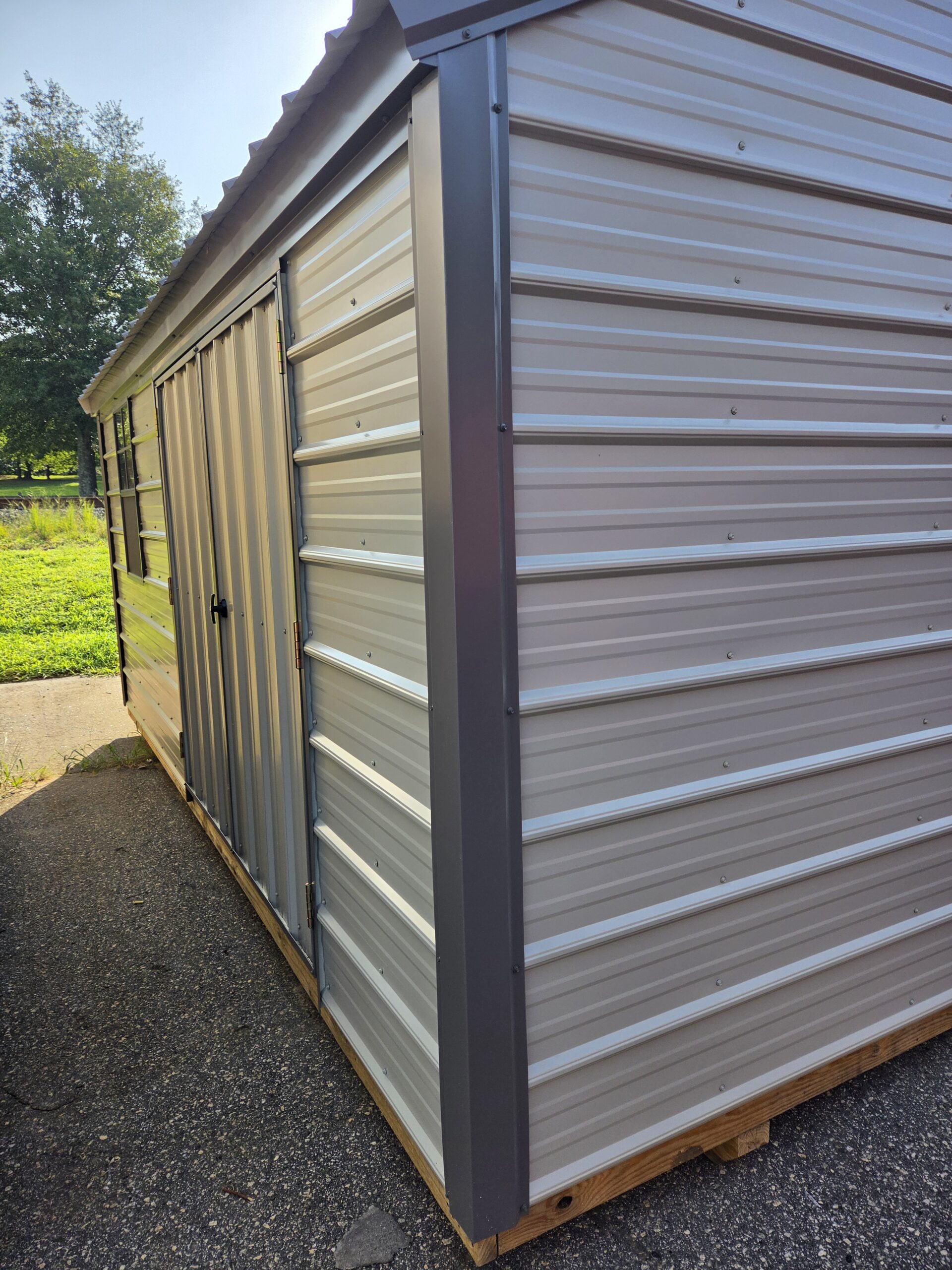 10×16 Standard Metal