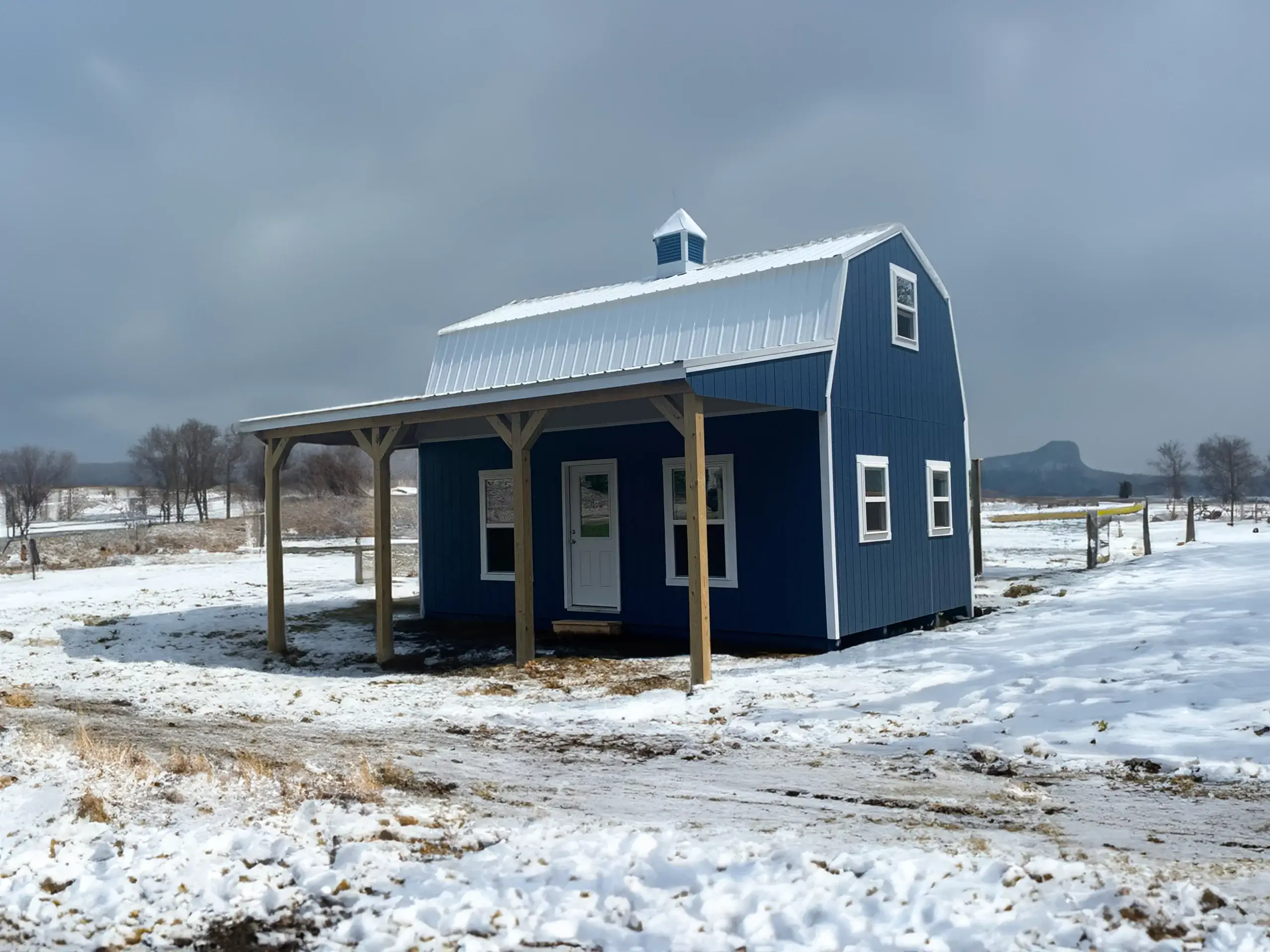 Country Barn 16x24 (Ai Snowy Ranch)