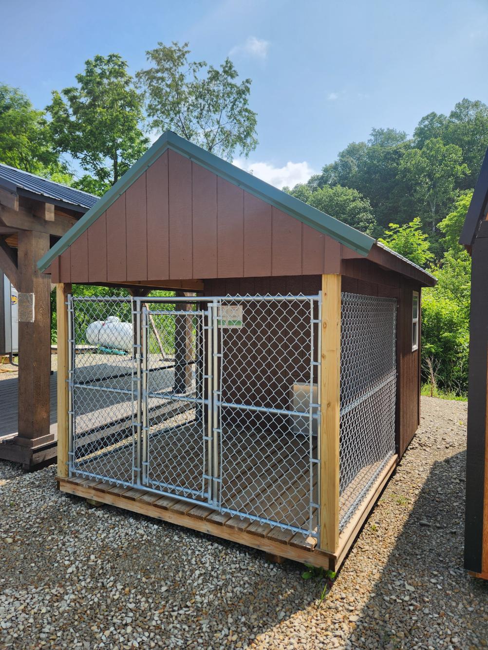8×12 Dog Kennel  – 3271