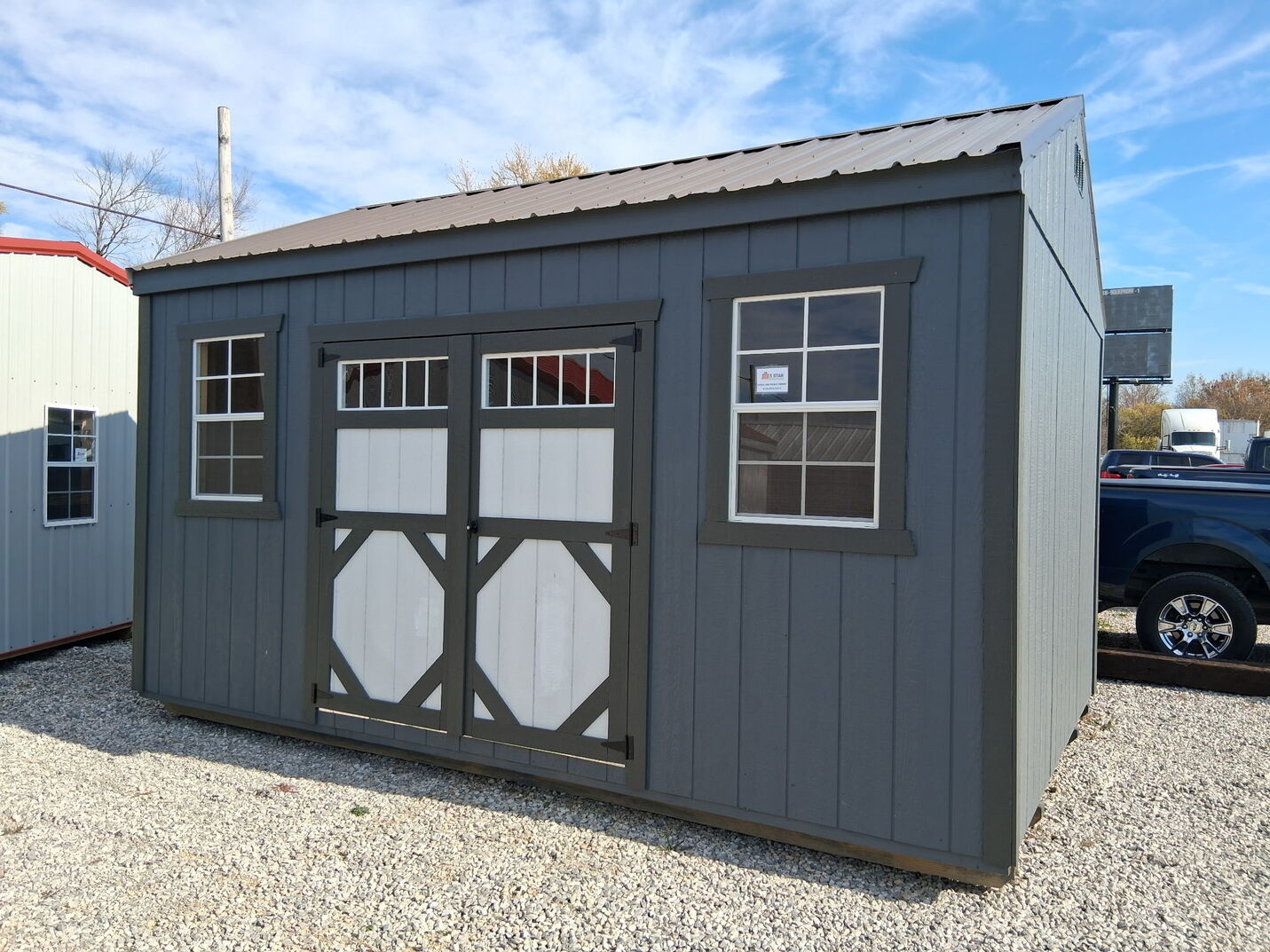 12×16 Lakeside Cottage