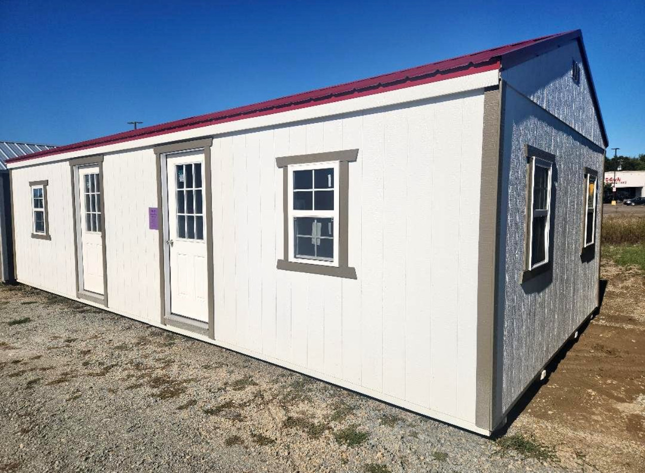 16×32 Lakeside Cottage #9150