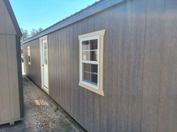 16x40 Lakeside Cottage
