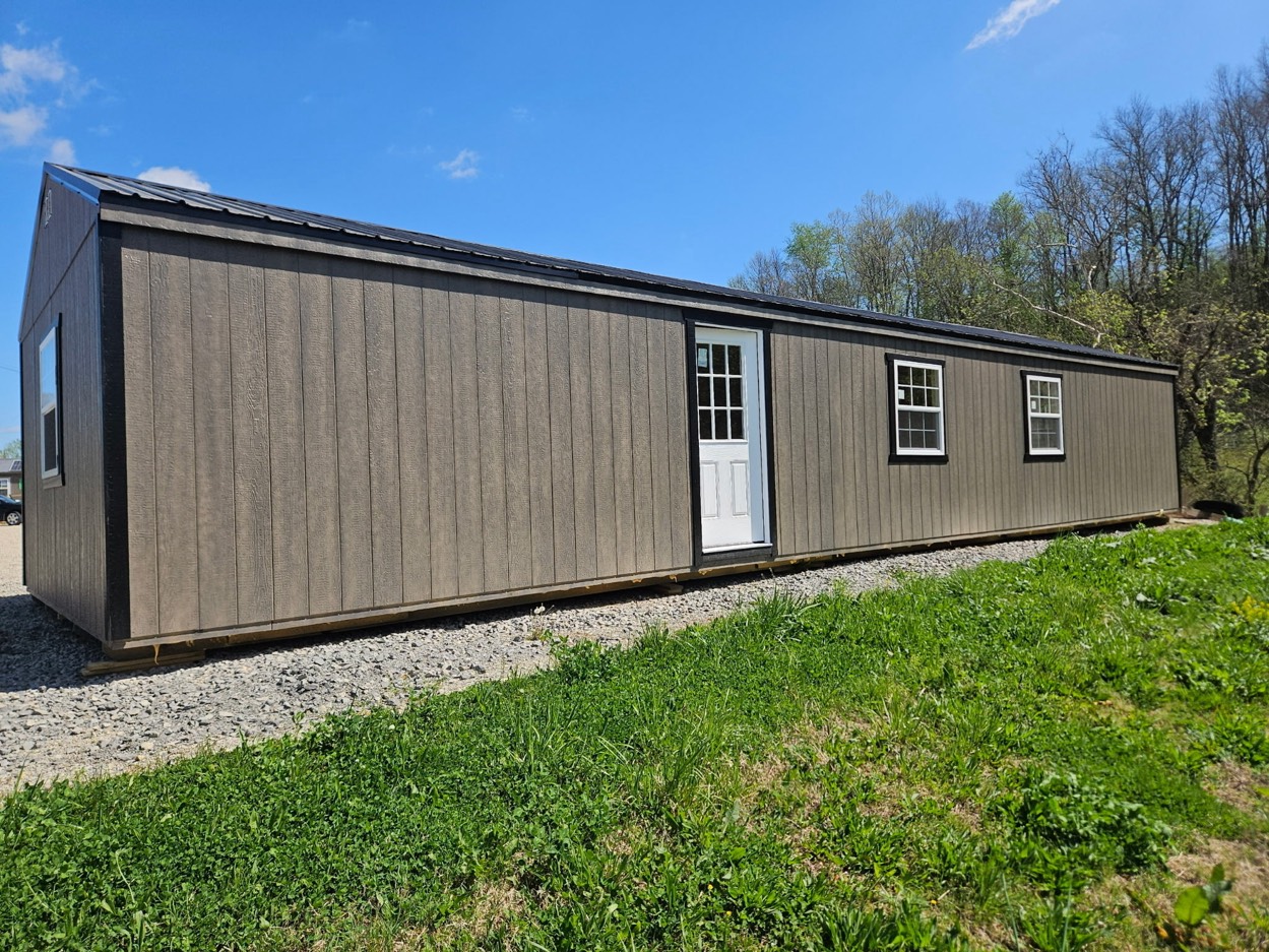16x52 Lakeside Cottage #1075