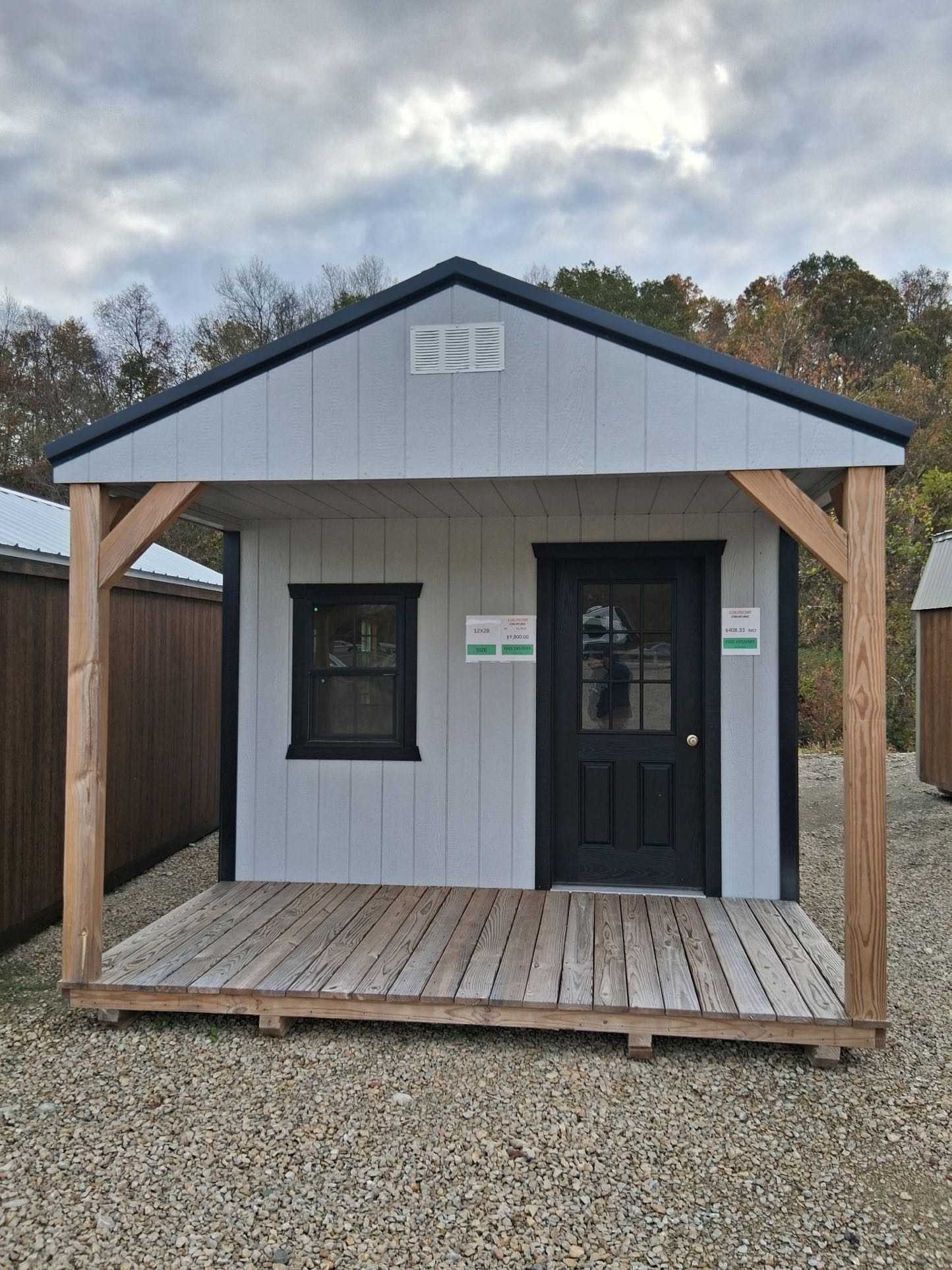12x28 Lakeside Cabin #7052