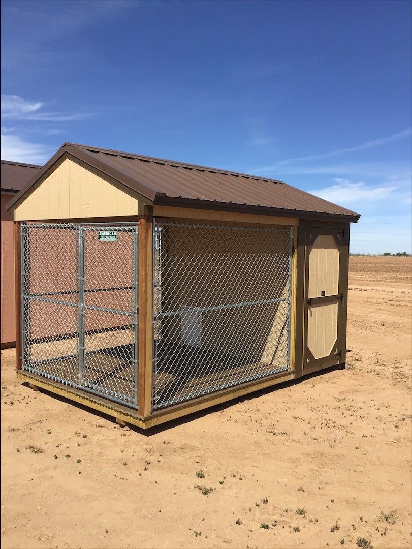 8×12 Dog Kennel (Farro/ Van Dyke Brown)