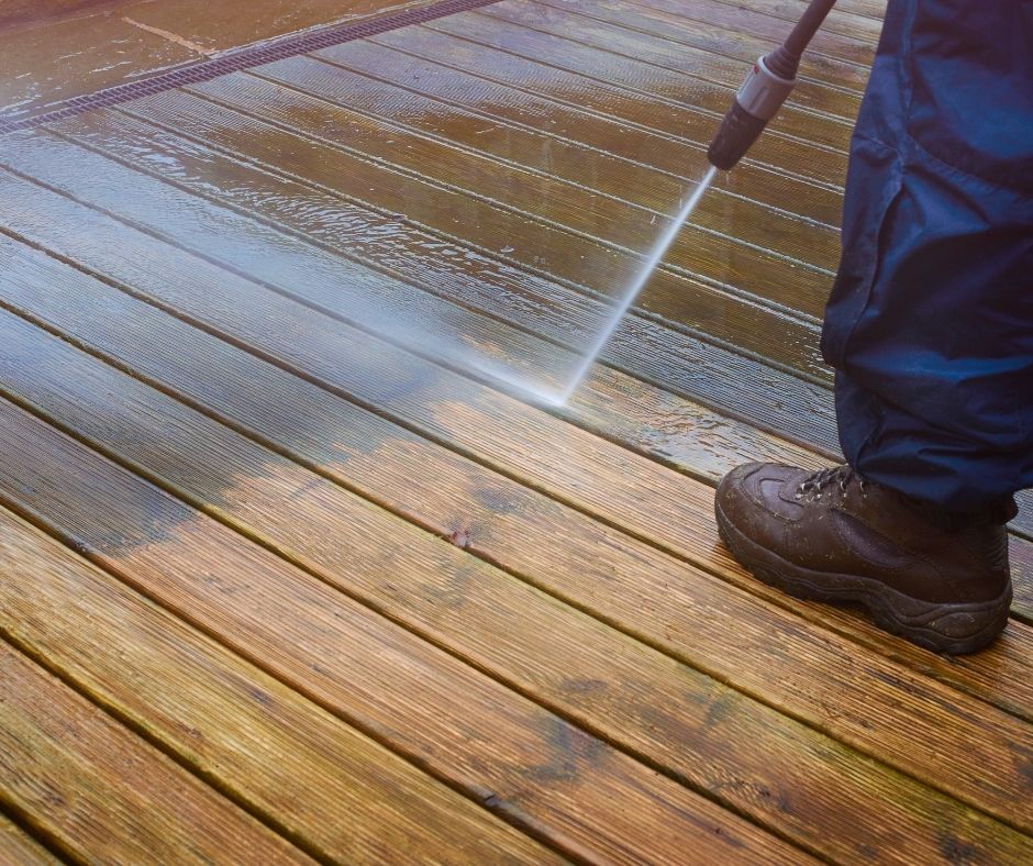 Tips for Giving Your Deck a Spring Cleaning Pressure Wash