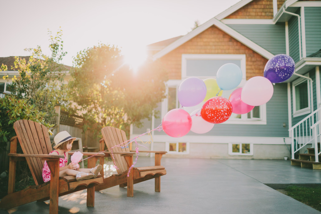 summer backyard wind girl colourful balloons balloons golden hour_t20_e8klYL