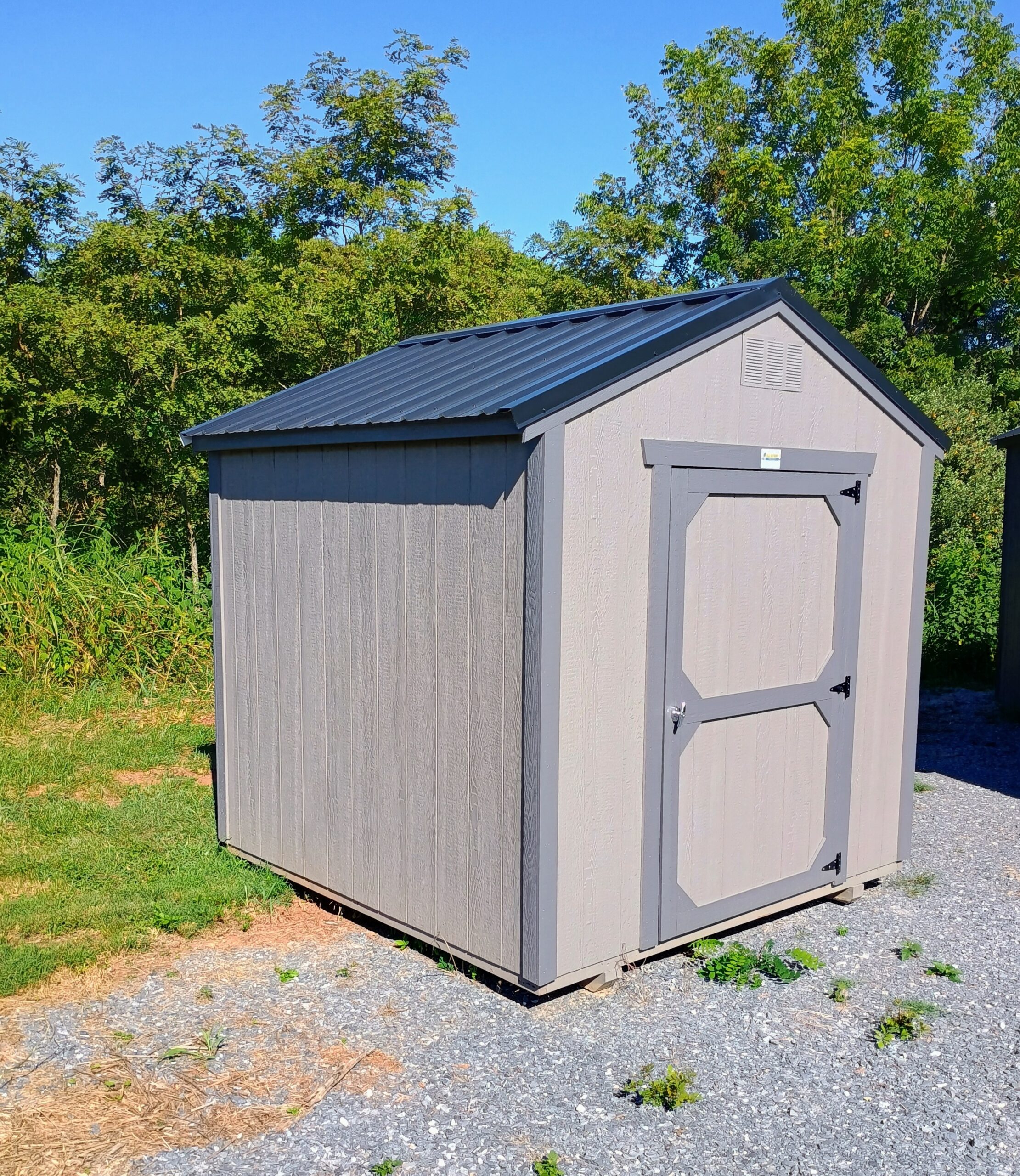 8×8 UTILITY-VA10634