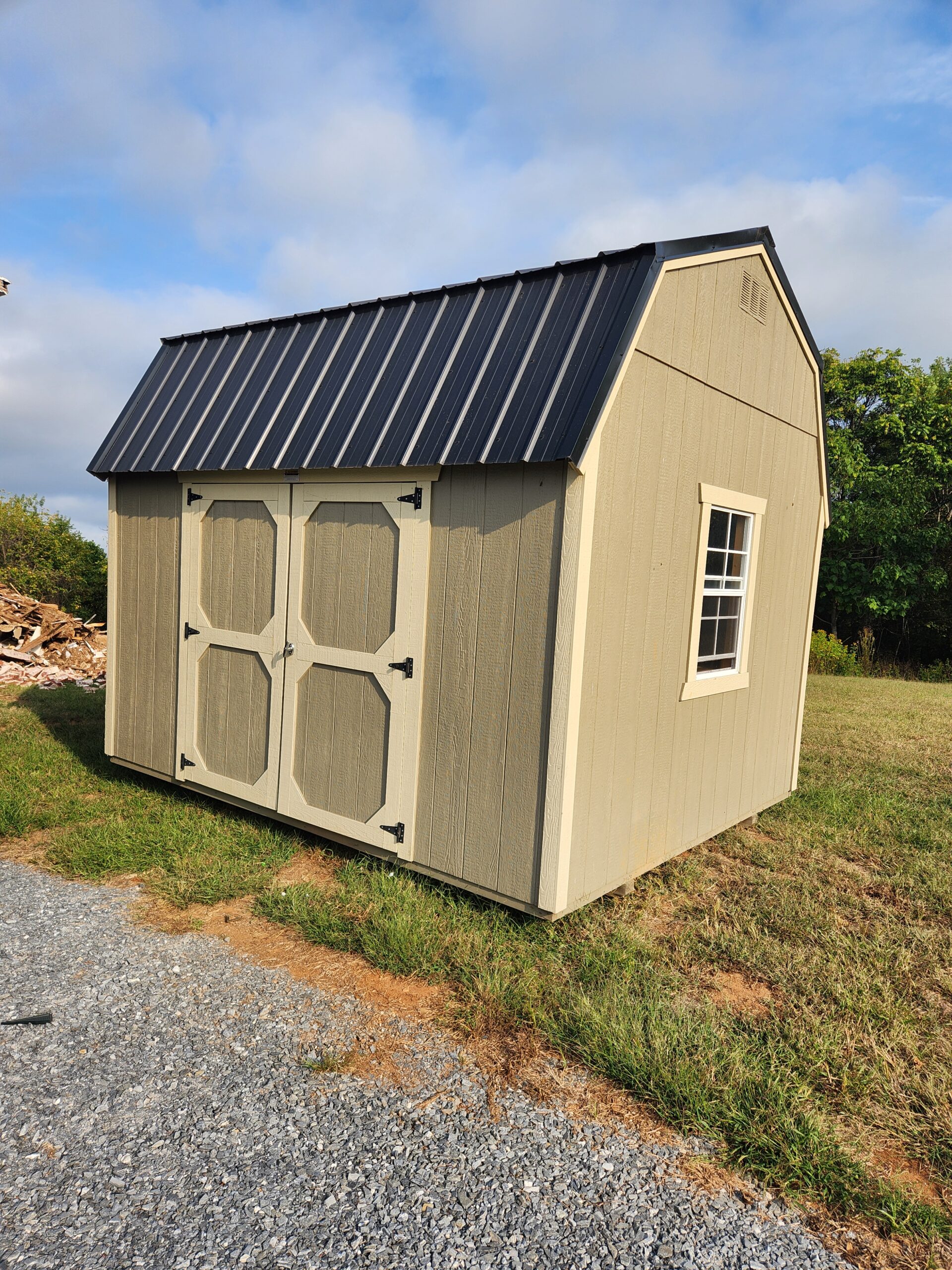 10X12 LOFTED BARN-VA5070 (used)