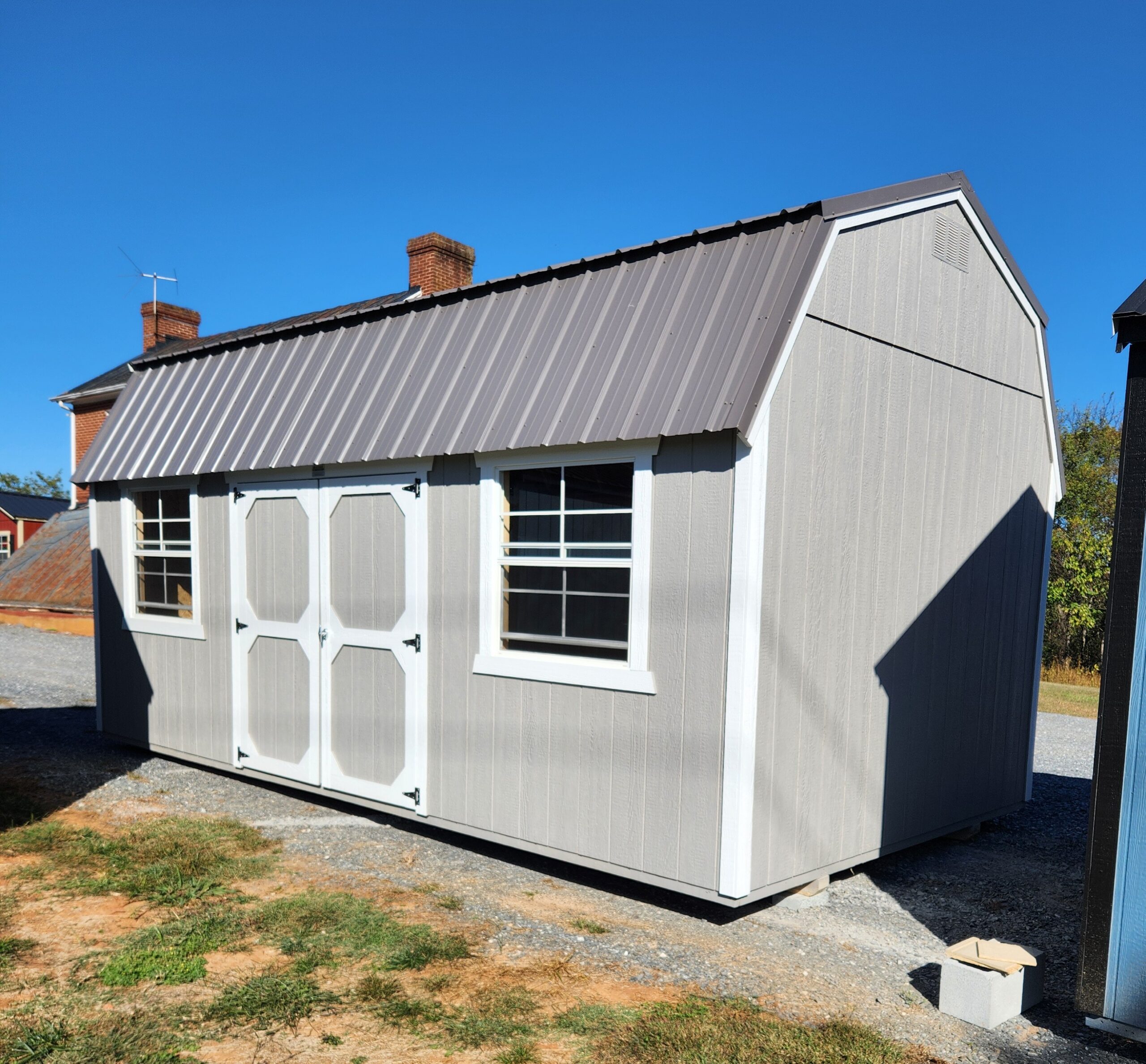 10X20 LOFTED BARN-VA11305