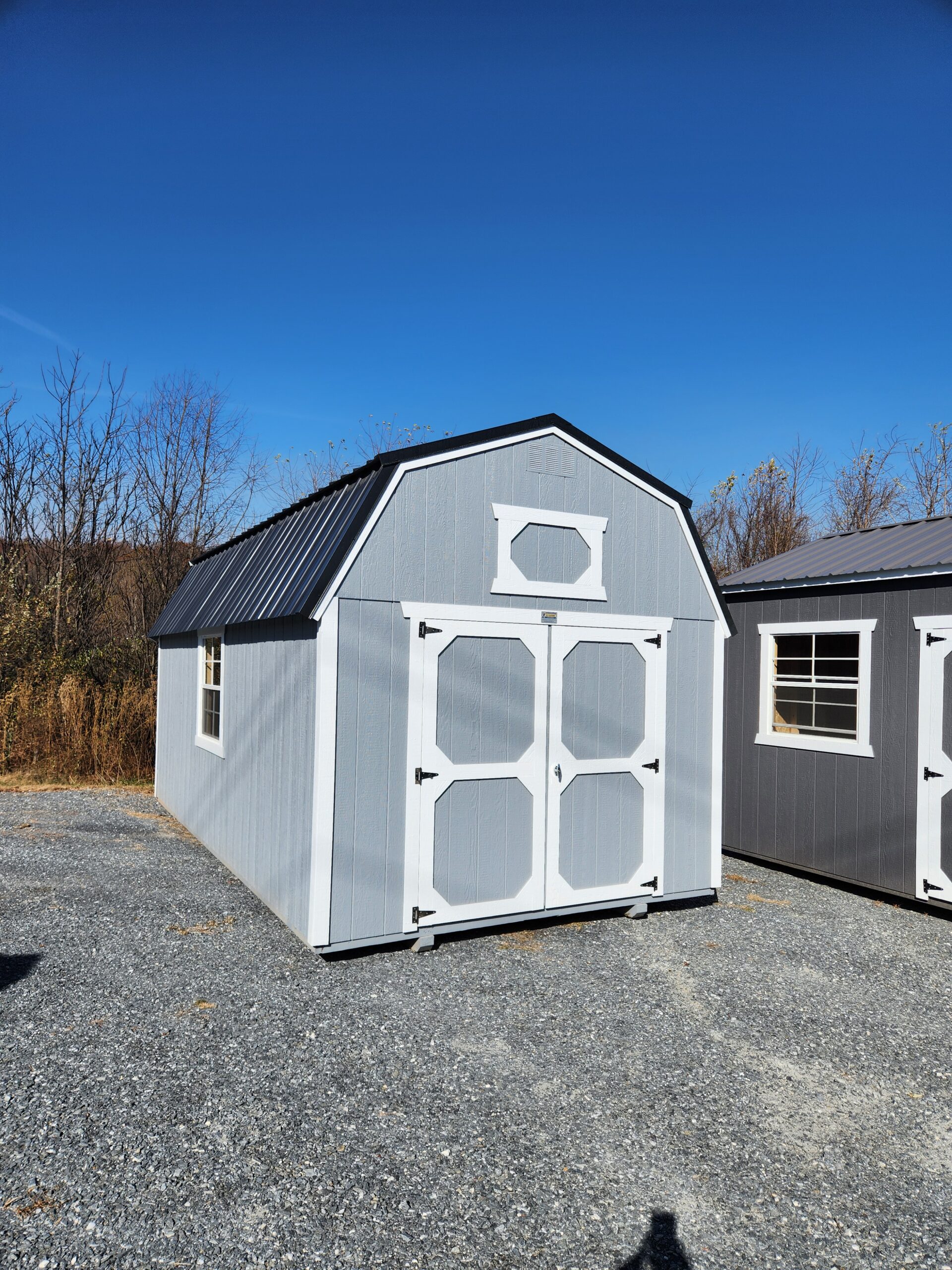 10X20 LOFTED BARN – VA11033