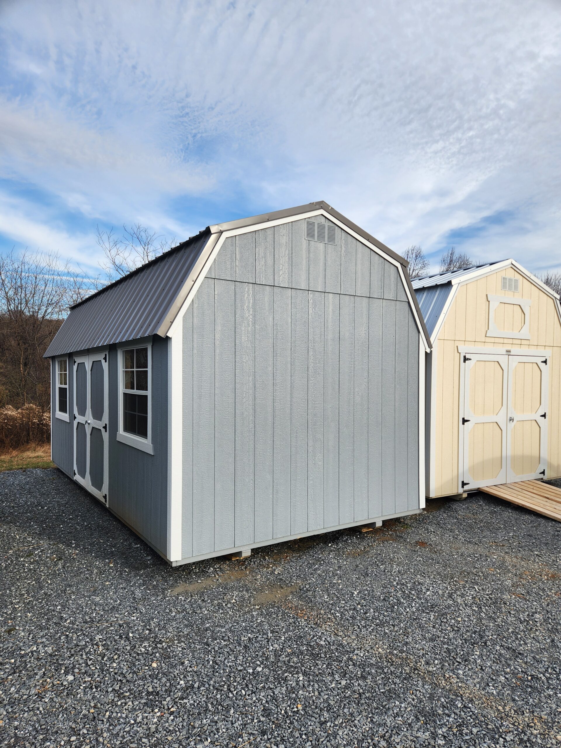 10X20 LOFTED BARN – VA11186
