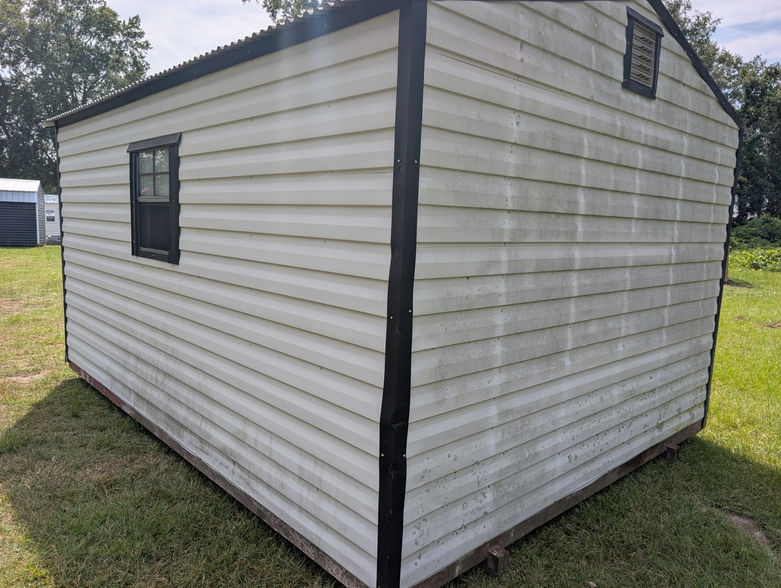 12x16 Utility Shed - Dor